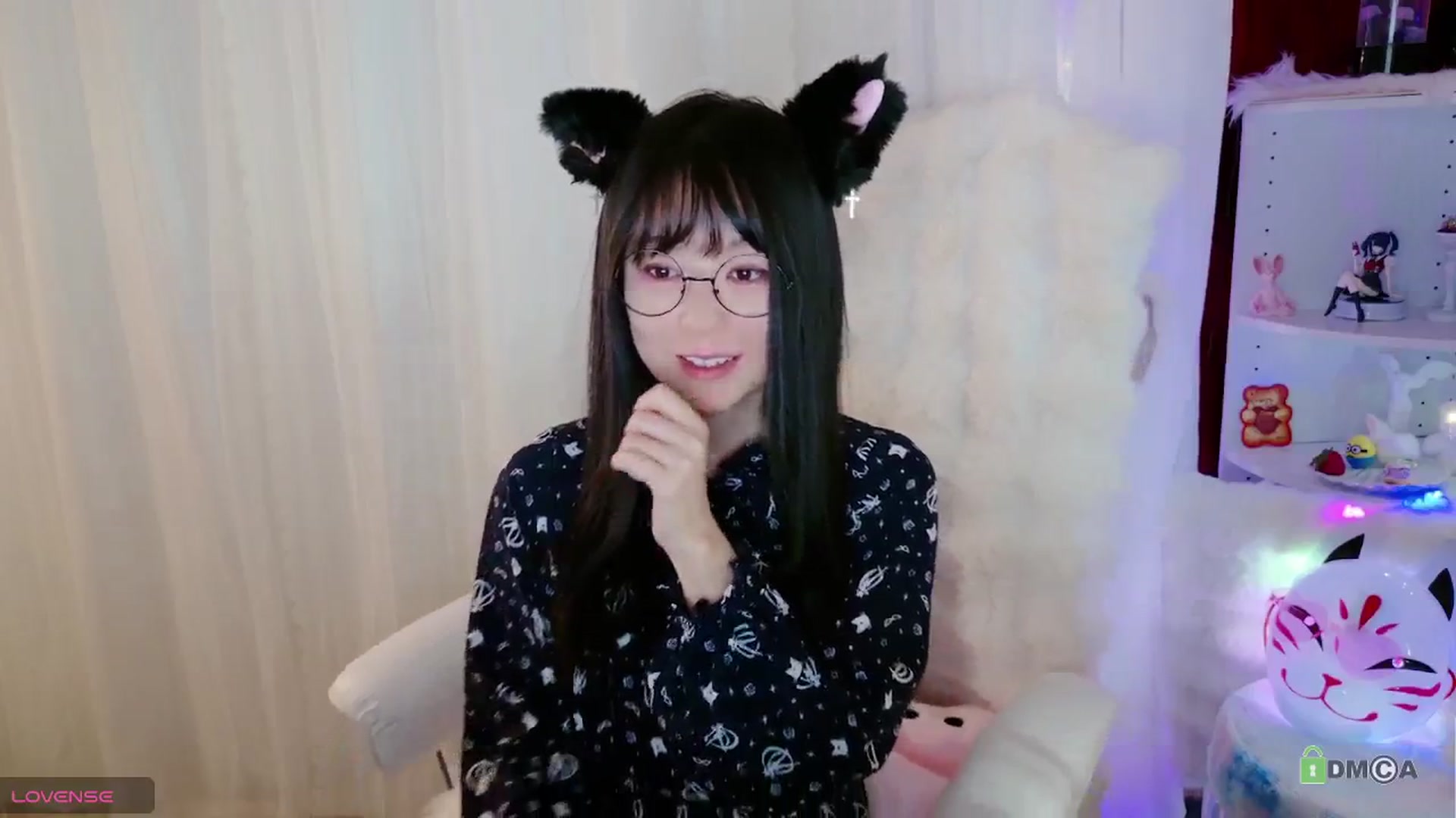 Gallery image thumbnail from meows's myfreecams stream on, 05/11/2024, 05:43 image 15 of 20