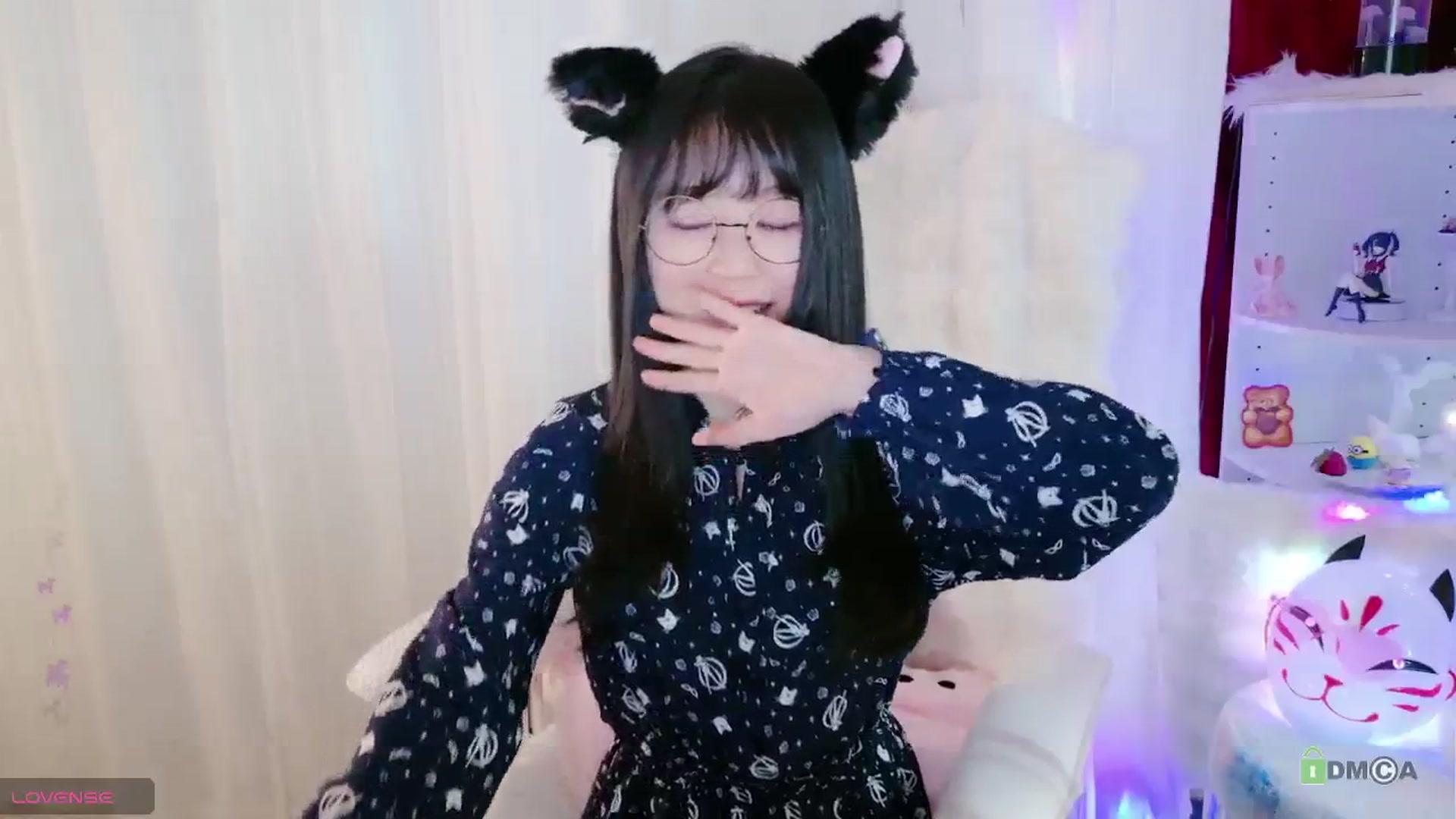 Gallery image thumbnail from meows's myfreecams stream on, 05/11/2024, 05:43 image 18 of 20