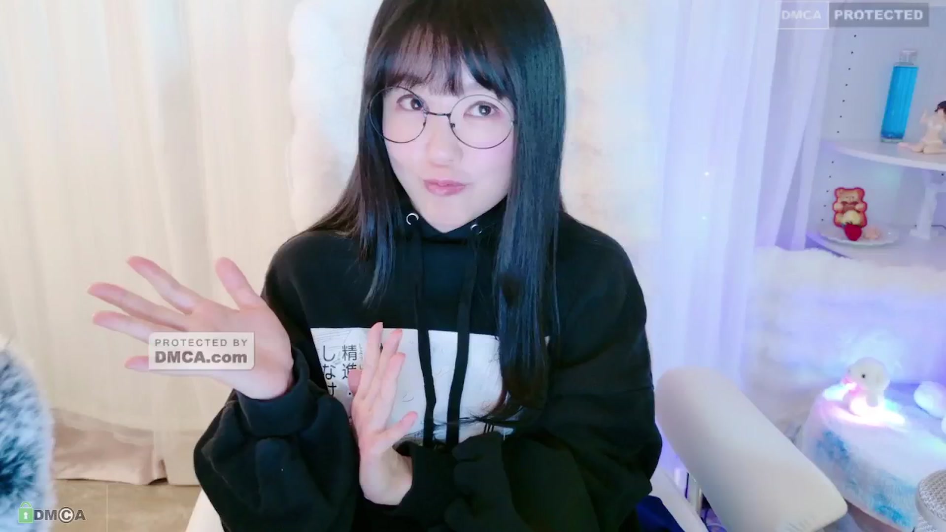 Gallery image thumbnail from meows's myfreecams stream on, 05/18/2024, 05:46 image 8 of 20