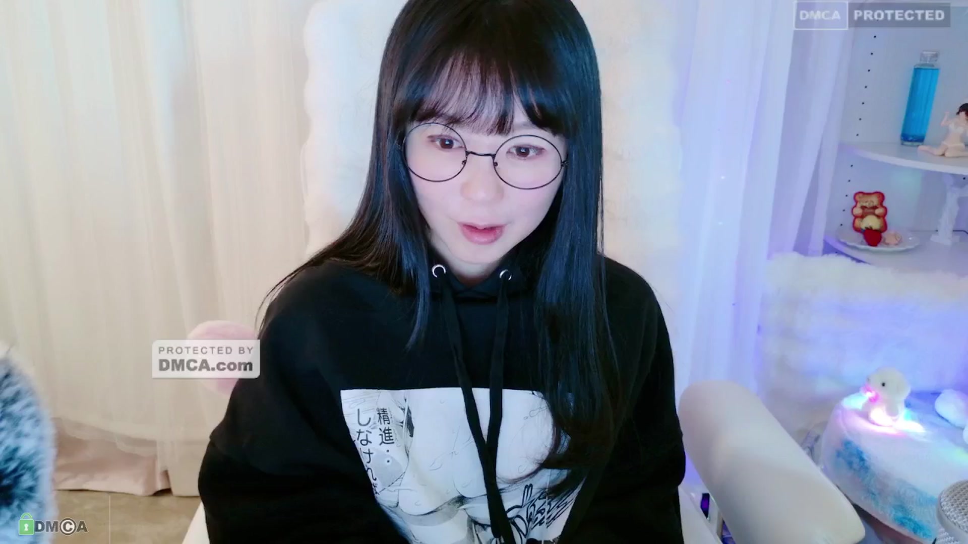 Gallery image thumbnail from meows's myfreecams stream on, 05/18/2024, 05:46 image 6 of 20
