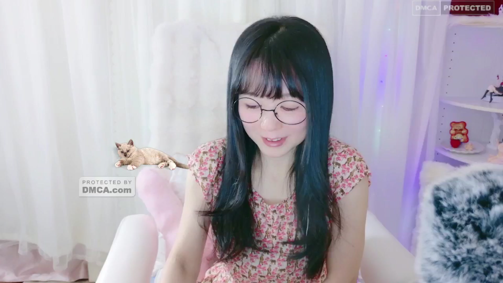 Gallery image thumbnail from meows's myfreecams stream on, 05/19/2024, 04:56 image 20 of 20