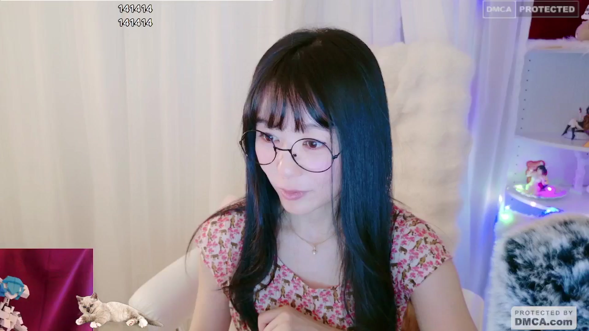 Gallery image thumbnail from meows's myfreecams stream on, 05/19/2024, 06:12 image 17 of 20