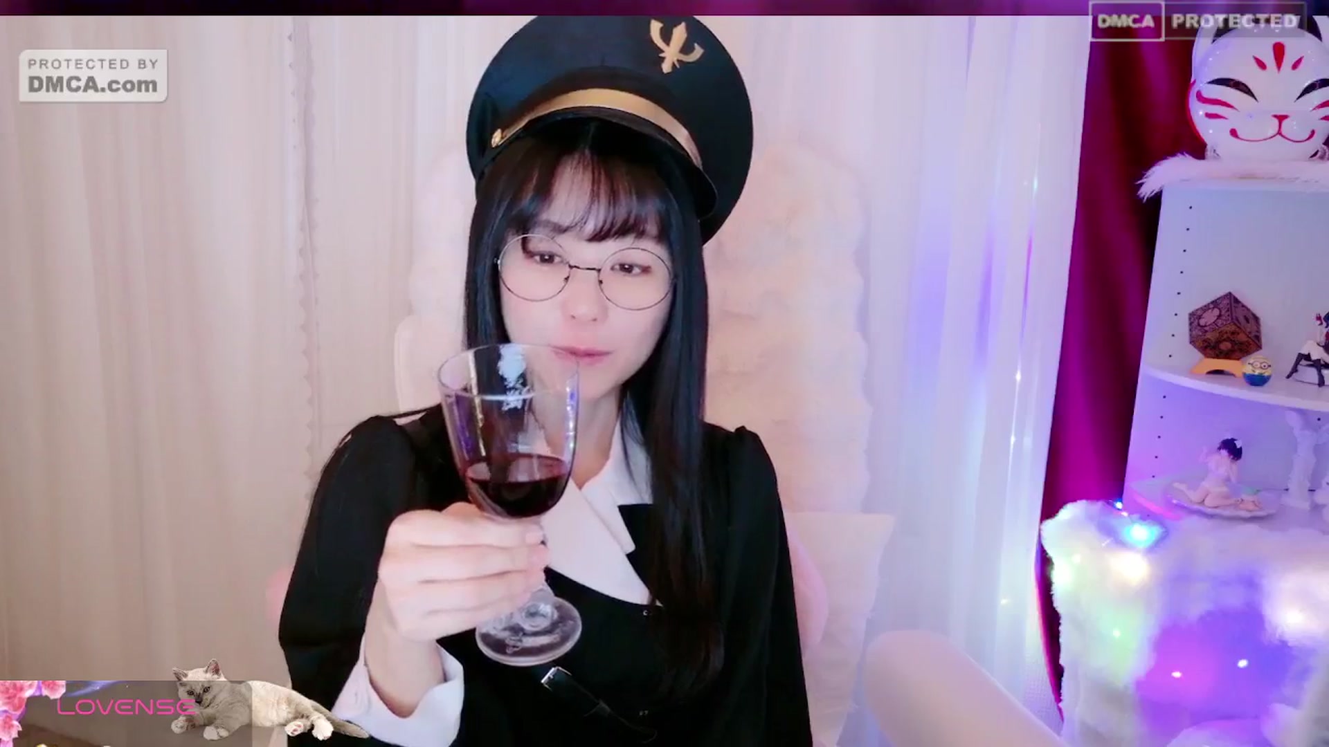 Gallery image thumbnail from meows's myfreecams stream on, 05/25/2024, 06:01 image 19 of 20