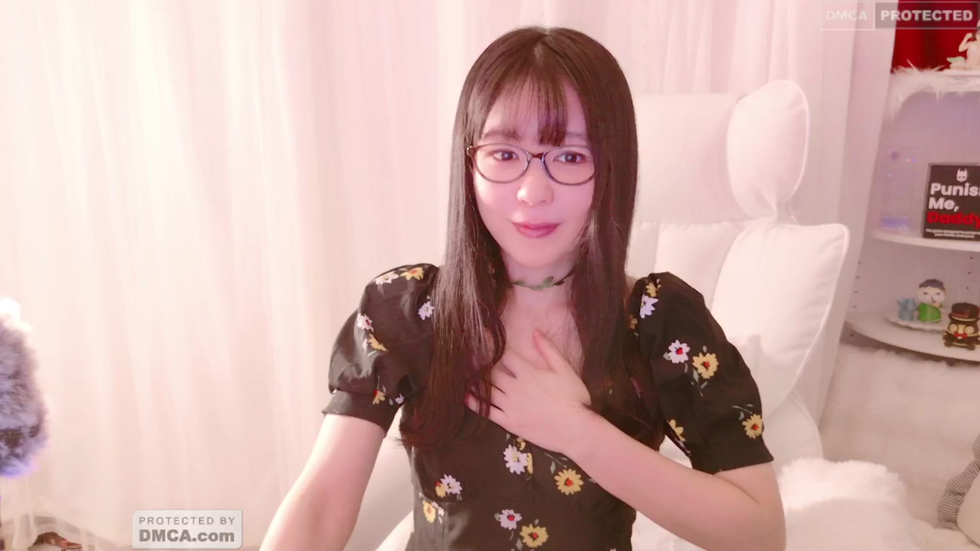 Gallery image thumbnail from meows's myfreecams stream on, 06/15/2024, 05:57 image 4 of 20