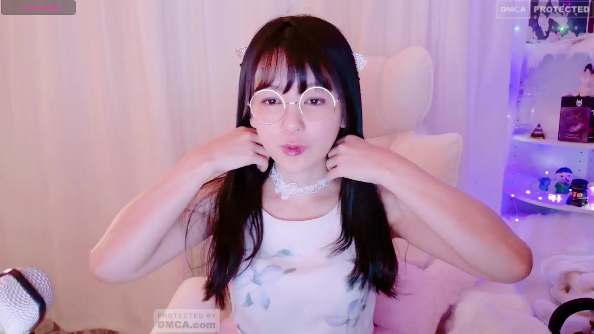 Gallery image thumbnail from meows's myfreecams stream on, 06/29/2024, 07:06 image 12 of 20