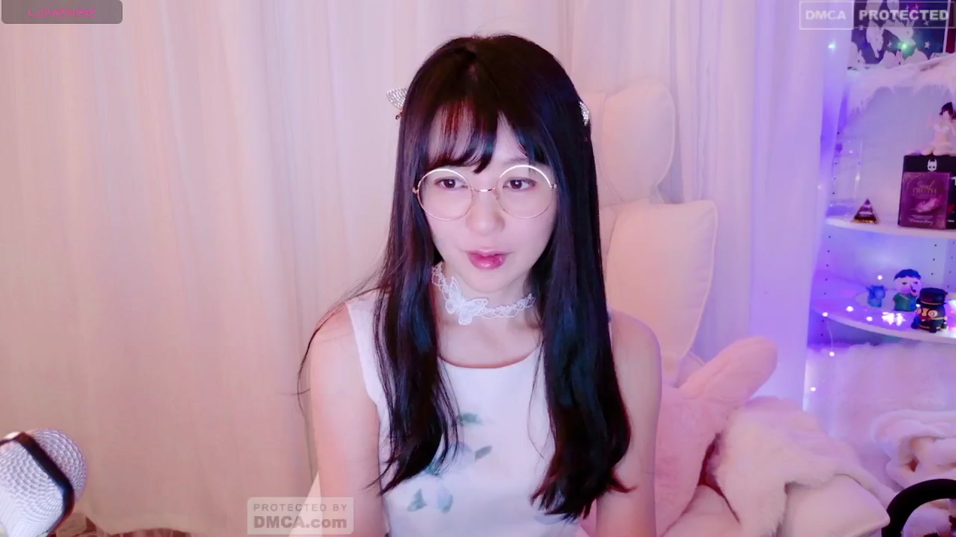 Gallery image thumbnail from meows's myfreecams stream on, 06/29/2024, 07:06 image 14 of 20