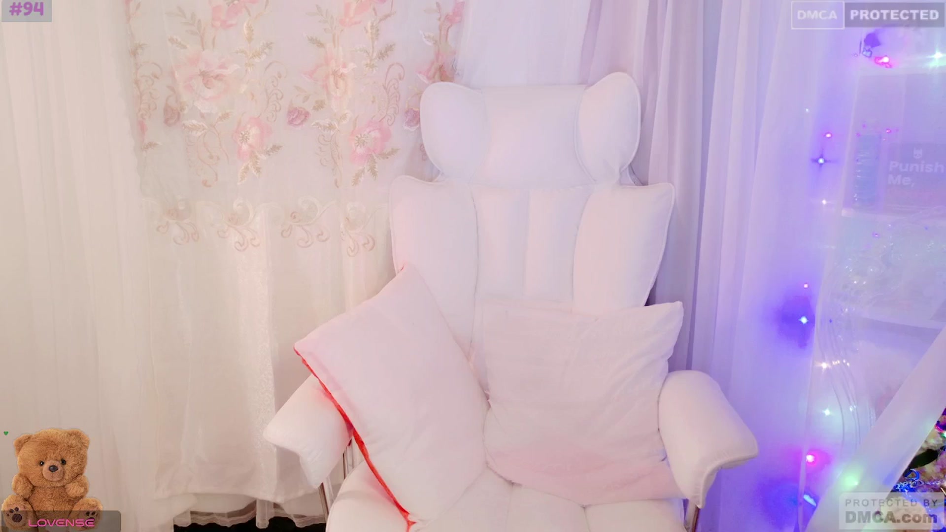 Gallery image thumbnail from meows's myfreecams stream on, 08/18/2024, 05:12 image 13 of 20