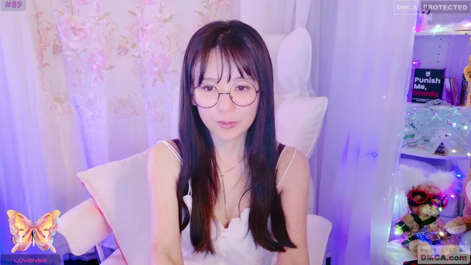 Gallery image thumbnail from meows's myfreecams stream on, 08/18/2024, 06:32 image 16 of 20