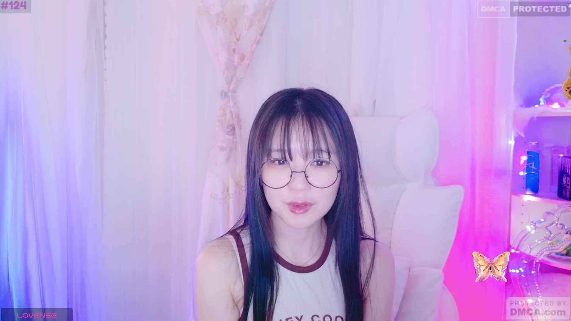 Gallery image thumbnail from meows's myfreecams stream on, 08/24/2024, 06:49 image 12 of 20