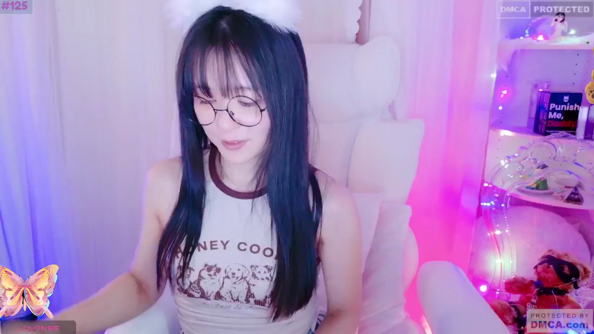 Gallery image thumbnail from meows's myfreecams stream on, 08/24/2024, 06:49 image 8 of 20