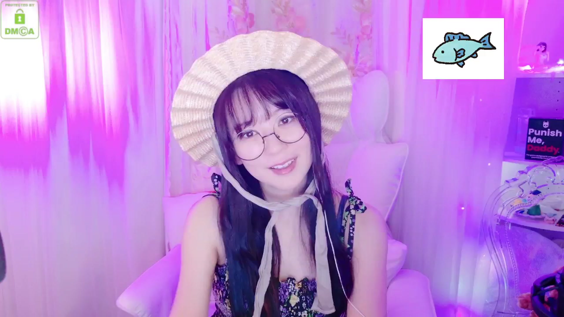 Gallery image thumbnail from meows's myfreecams stream on, 08/31/2024, 06:20 image 2 of 20