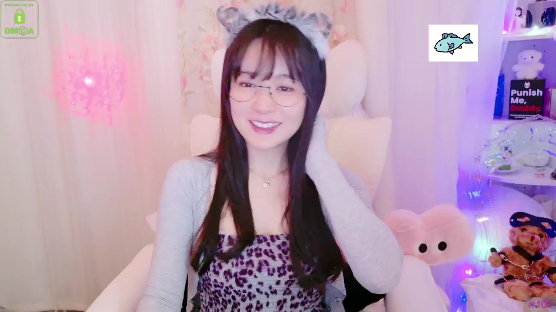Gallery image thumbnail from meows's myfreecams stream on, 09/01/2024, 07:10 image 6 of 20