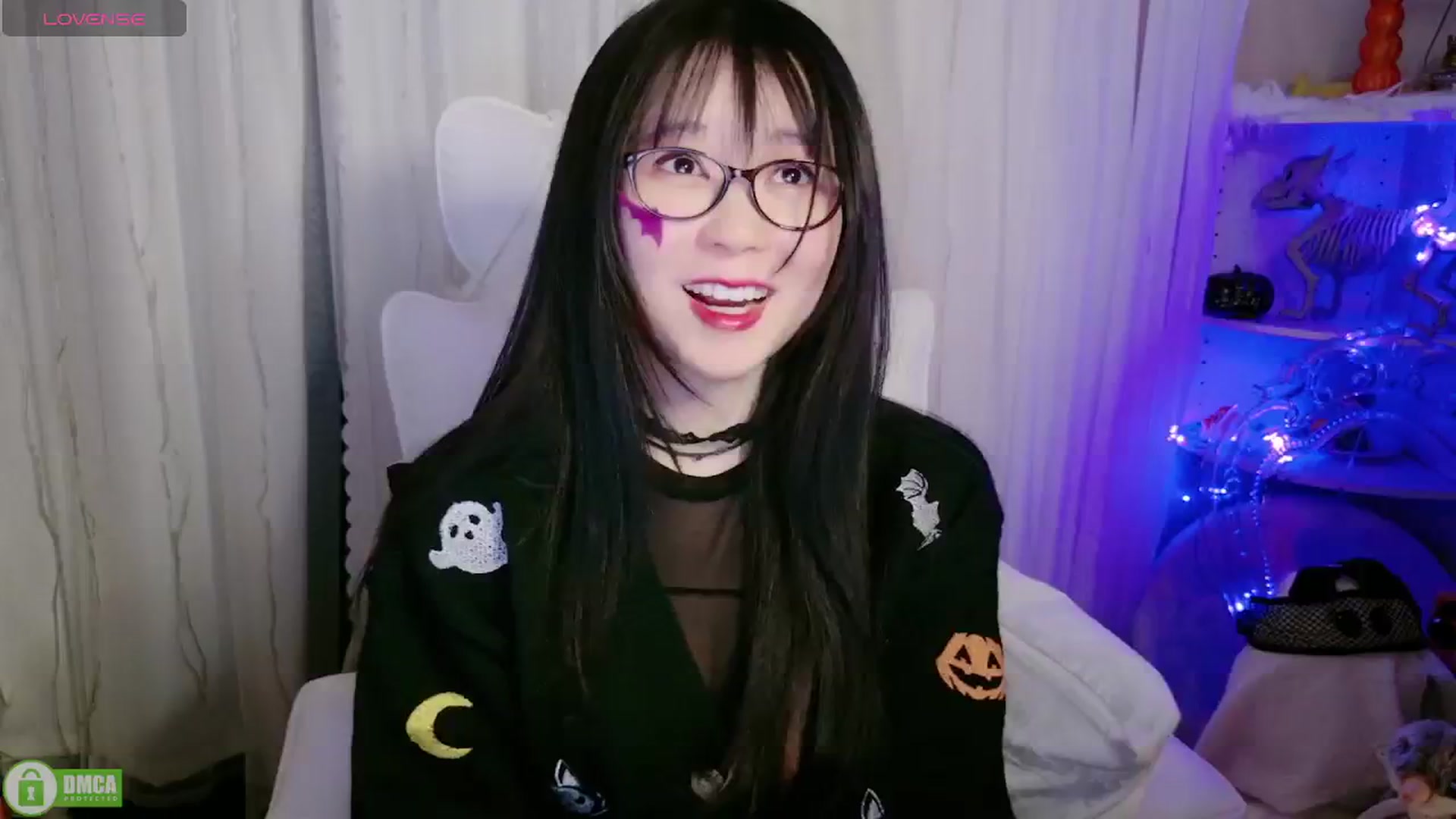 Gallery image thumbnail from meows's myfreecams stream on, 10/26/2024, 06:08 image 13 of 20