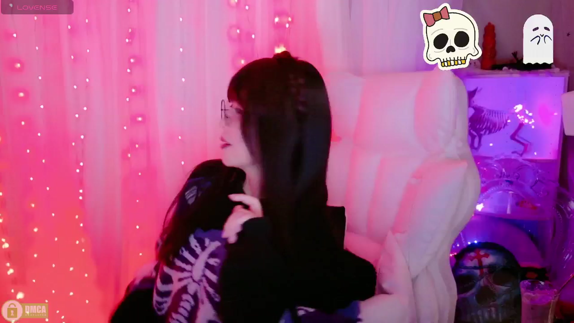 Gallery image thumbnail from meows's myfreecams stream on, 11/01/2024, 05:33 image 20 of 20