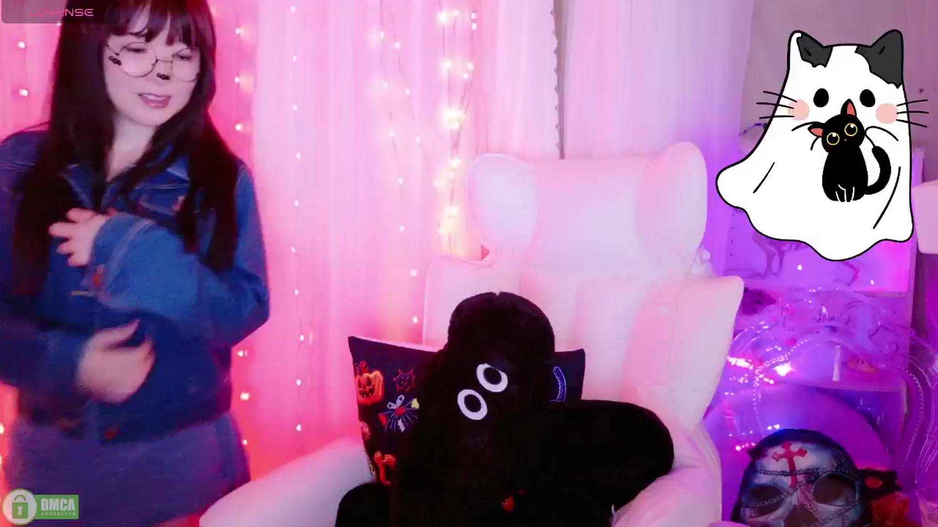 Gallery image thumbnail from meows's myfreecams stream on, 11/01/2024, 06:00 image 18 of 20