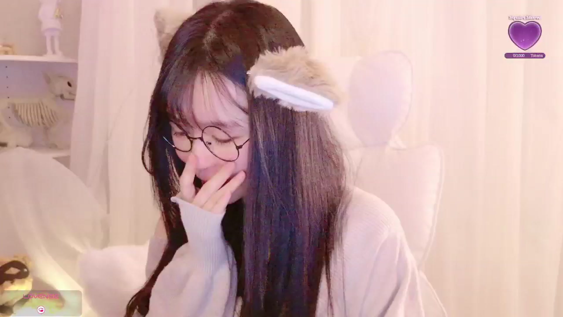 Gallery image thumbnail from meows's myfreecams stream on, 11/23/2024, 06:05 image 15 of 20