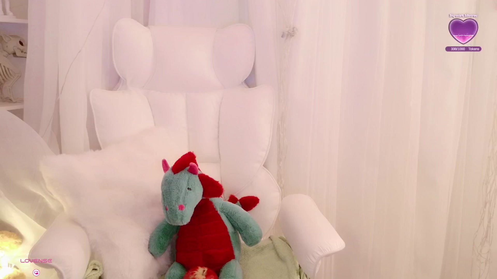 Gallery image thumbnail from meows's myfreecams stream on, 11/23/2024, 06:49 image 5 of 20
