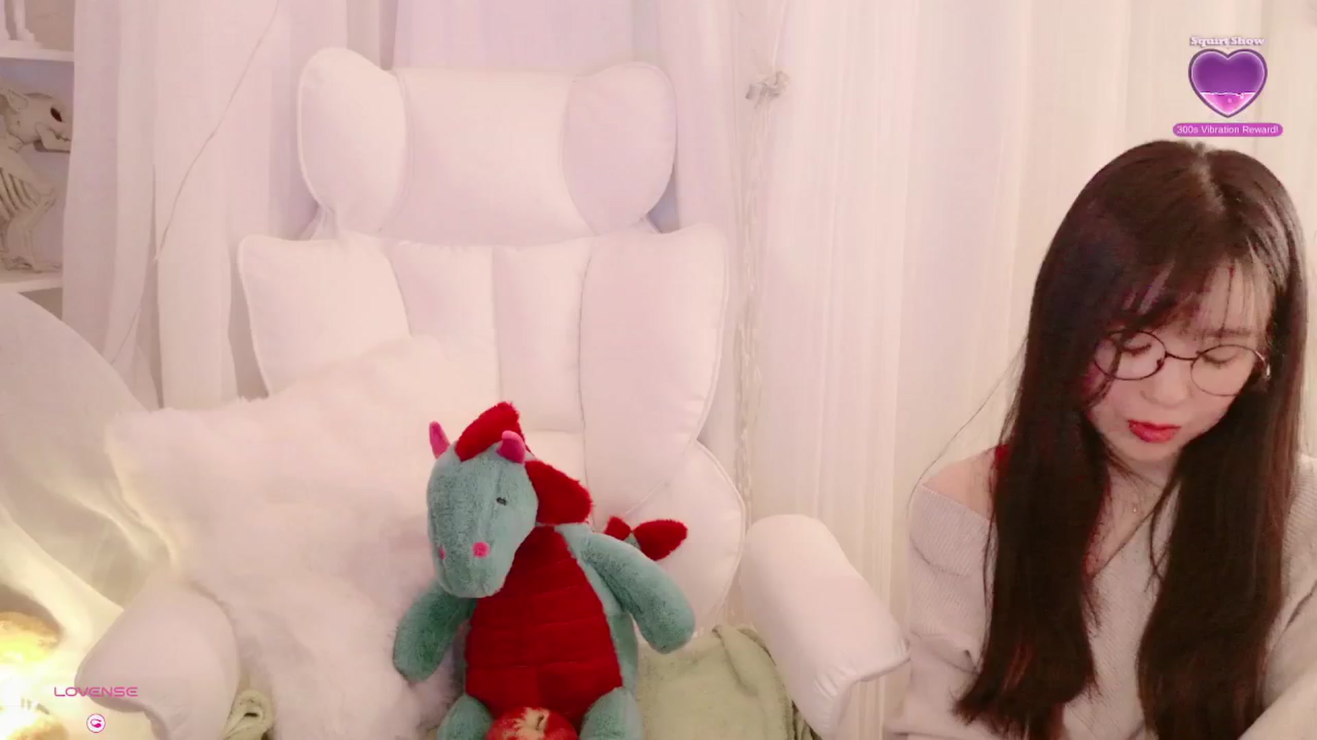 Gallery image thumbnail from meows's myfreecams stream on, 11/23/2024, 06:49 image 7 of 20