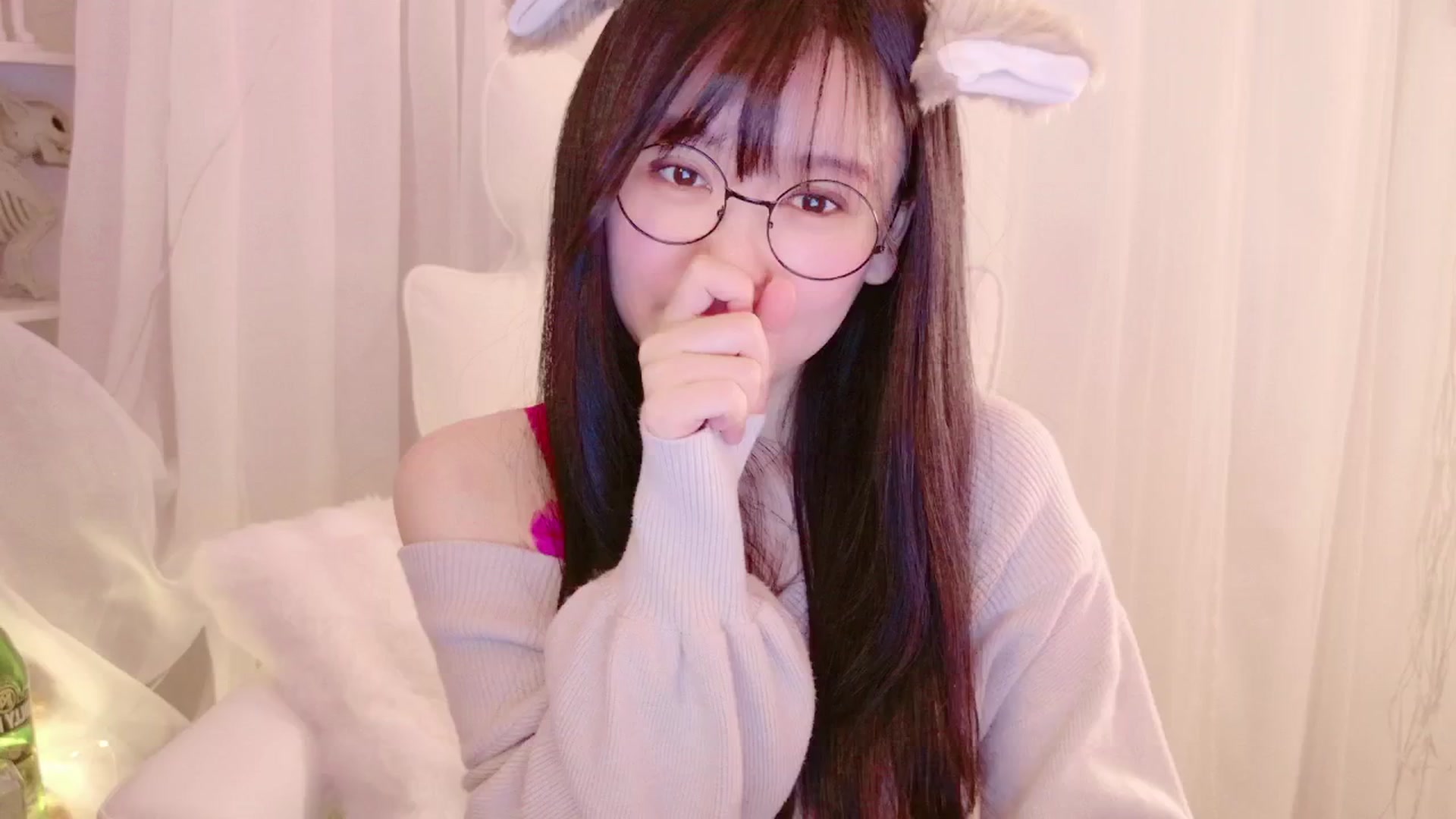 Gallery image thumbnail from meows's myfreecams stream on, 11/23/2024, 06:49 image 19 of 20