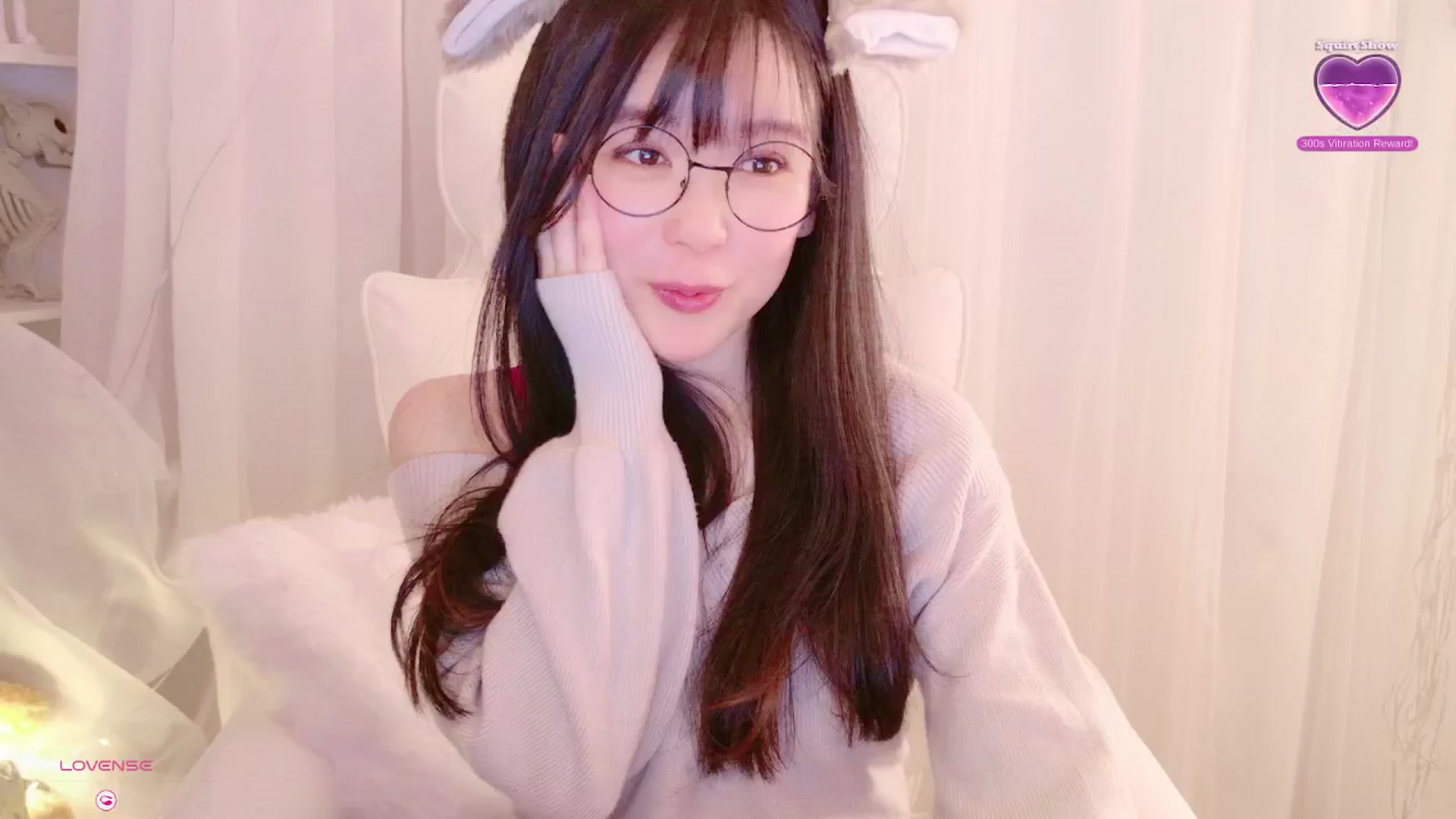 Gallery image thumbnail from meows's myfreecams stream on, 11/23/2024, 06:49 image 17 of 20