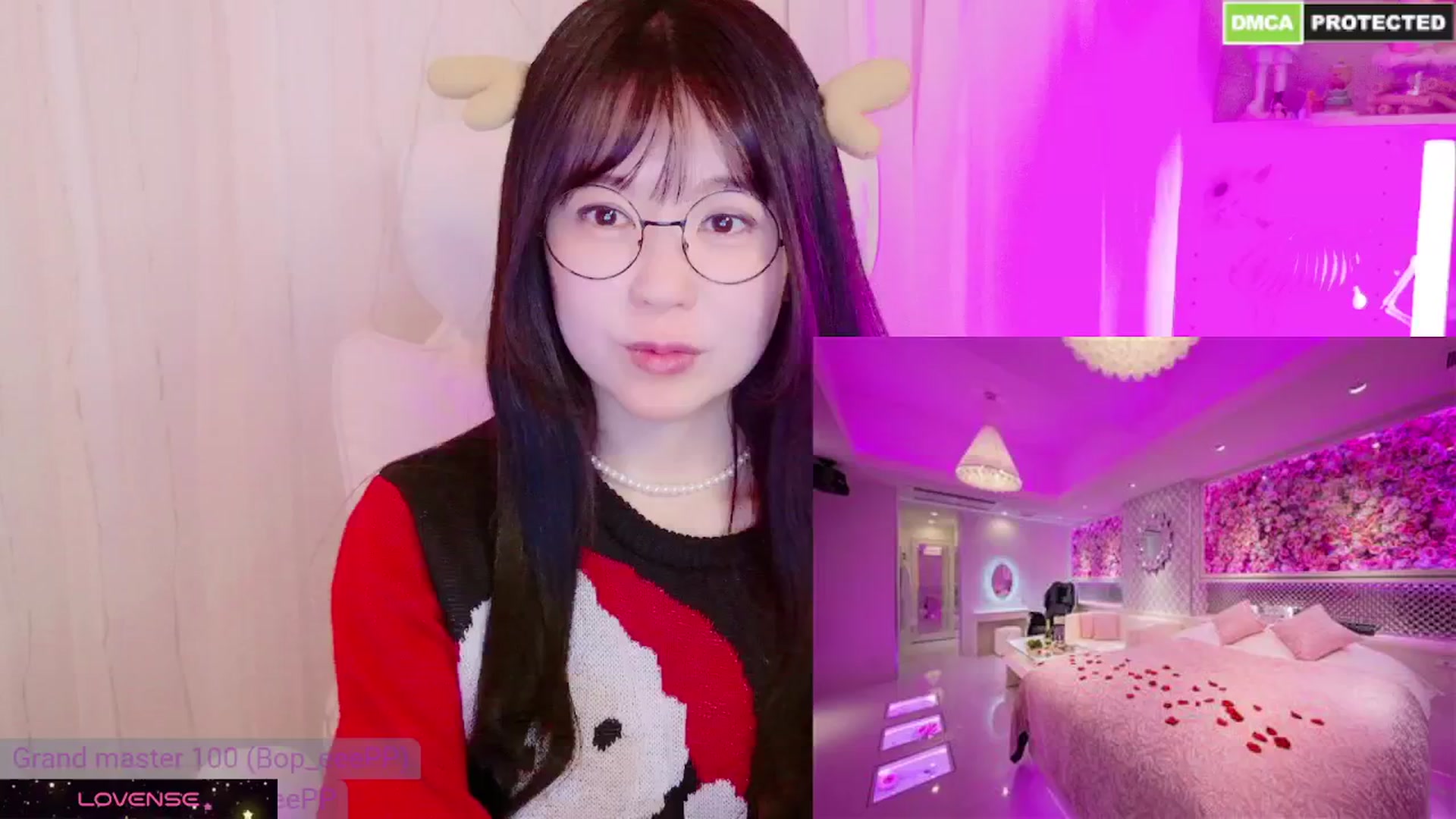 Gallery image thumbnail from meows's myfreecams stream on, 12/21/2024, 05:18 image 7 of 20