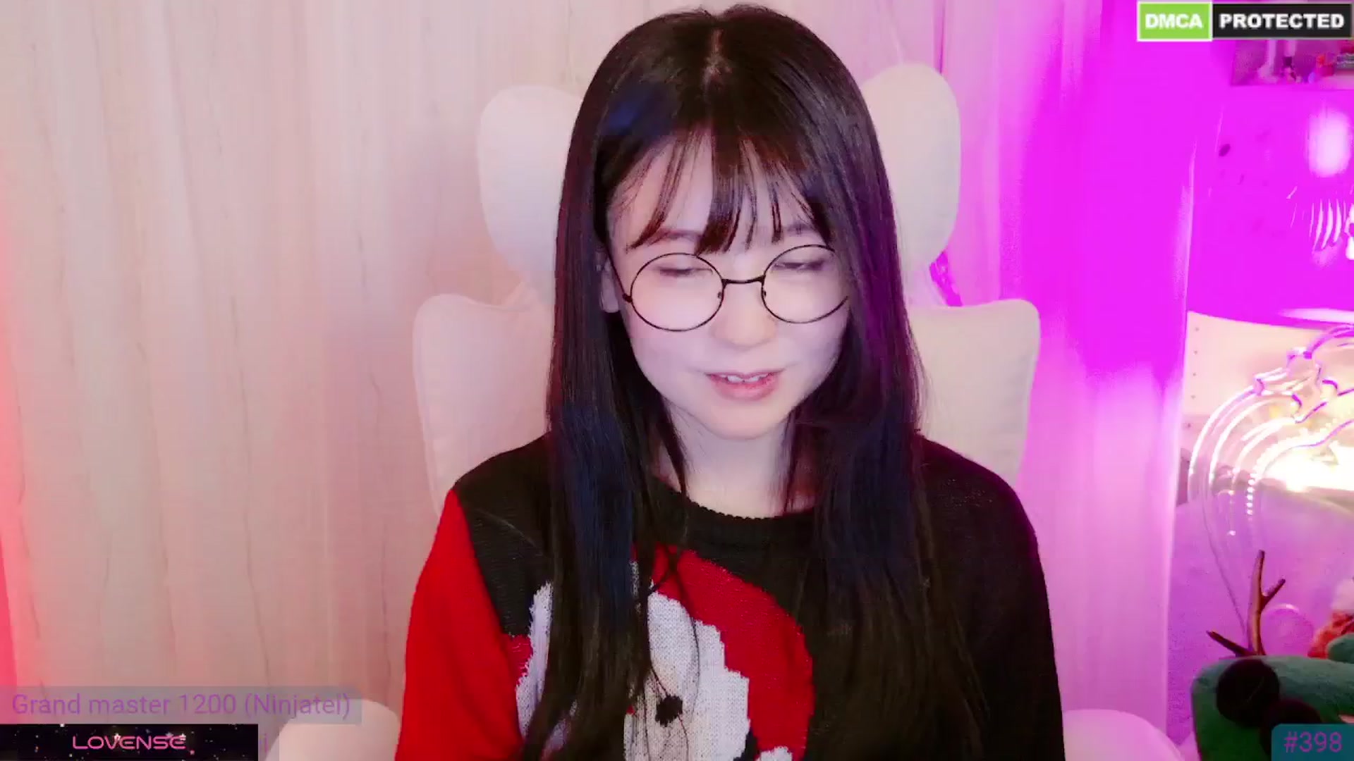 Gallery image thumbnail from meows's myfreecams stream on, 12/21/2024, 08:02 image 15 of 20