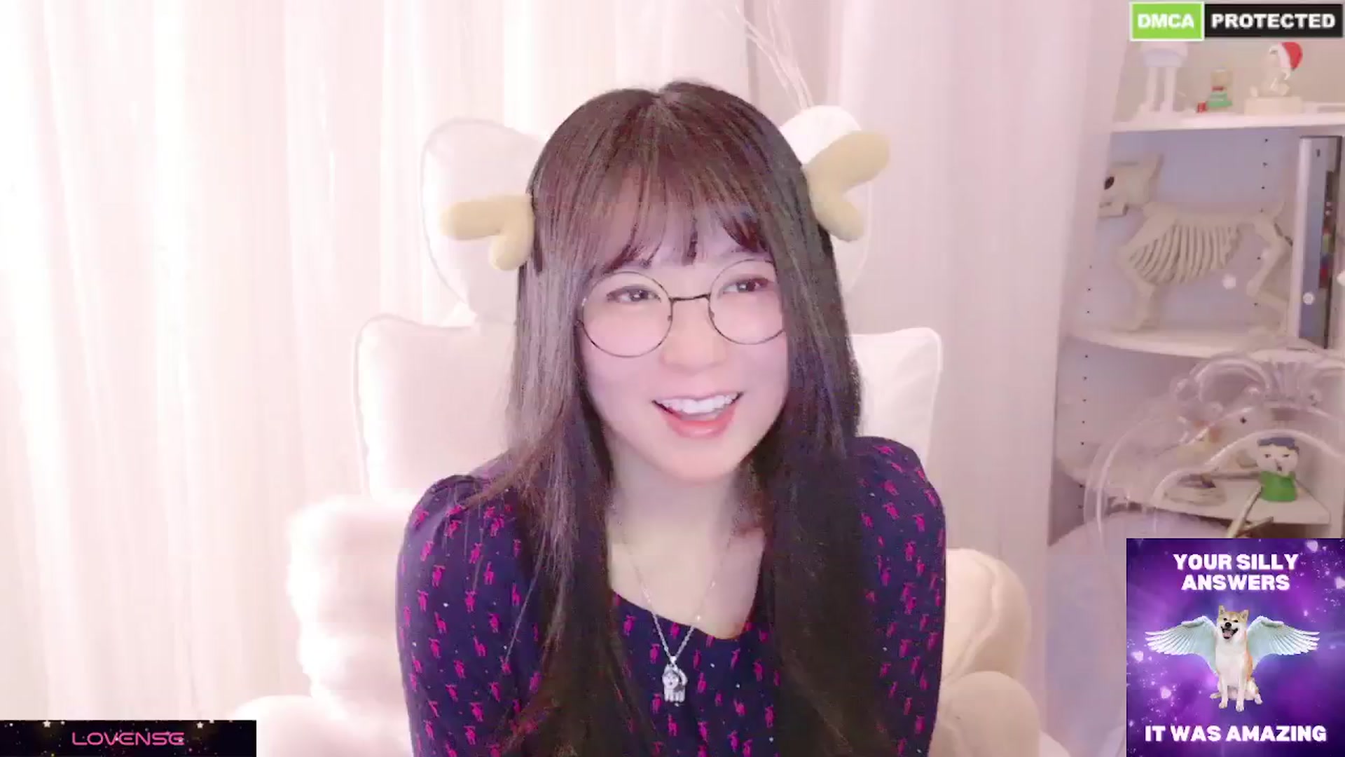 Gallery image thumbnail from meows's myfreecams stream on, 12/22/2024, 06:12 image 3 of 20