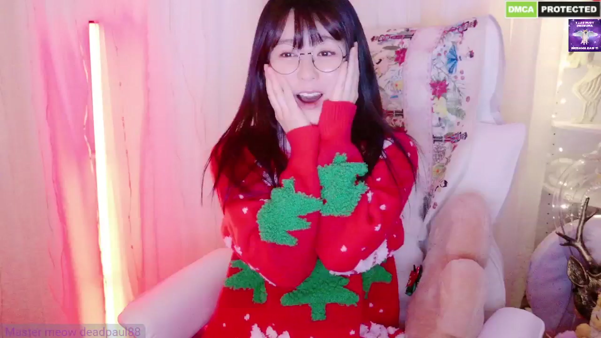 Gallery image thumbnail from meows's myfreecams stream on, 12/25/2024, 08:18 image 15 of 20