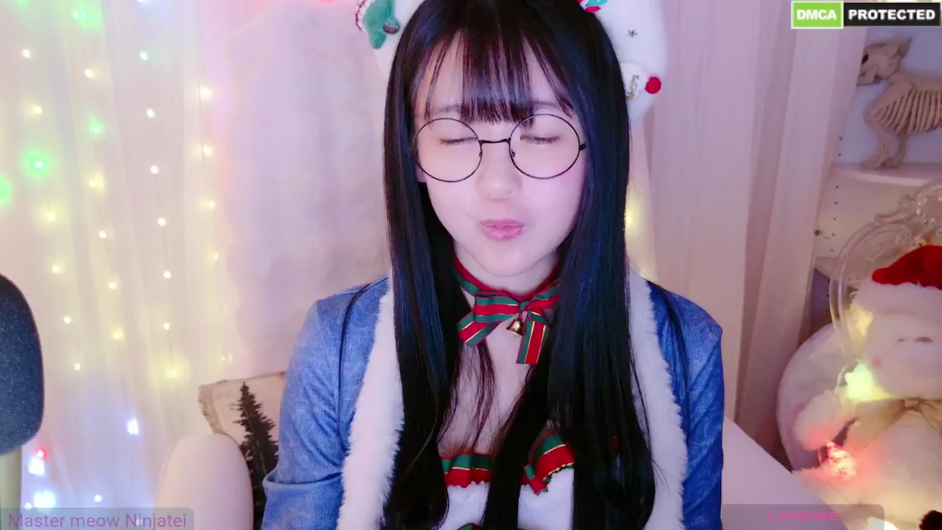 Gallery image thumbnail from meows's myfreecams stream on, 12/28/2024, 06:34 image 15 of 20