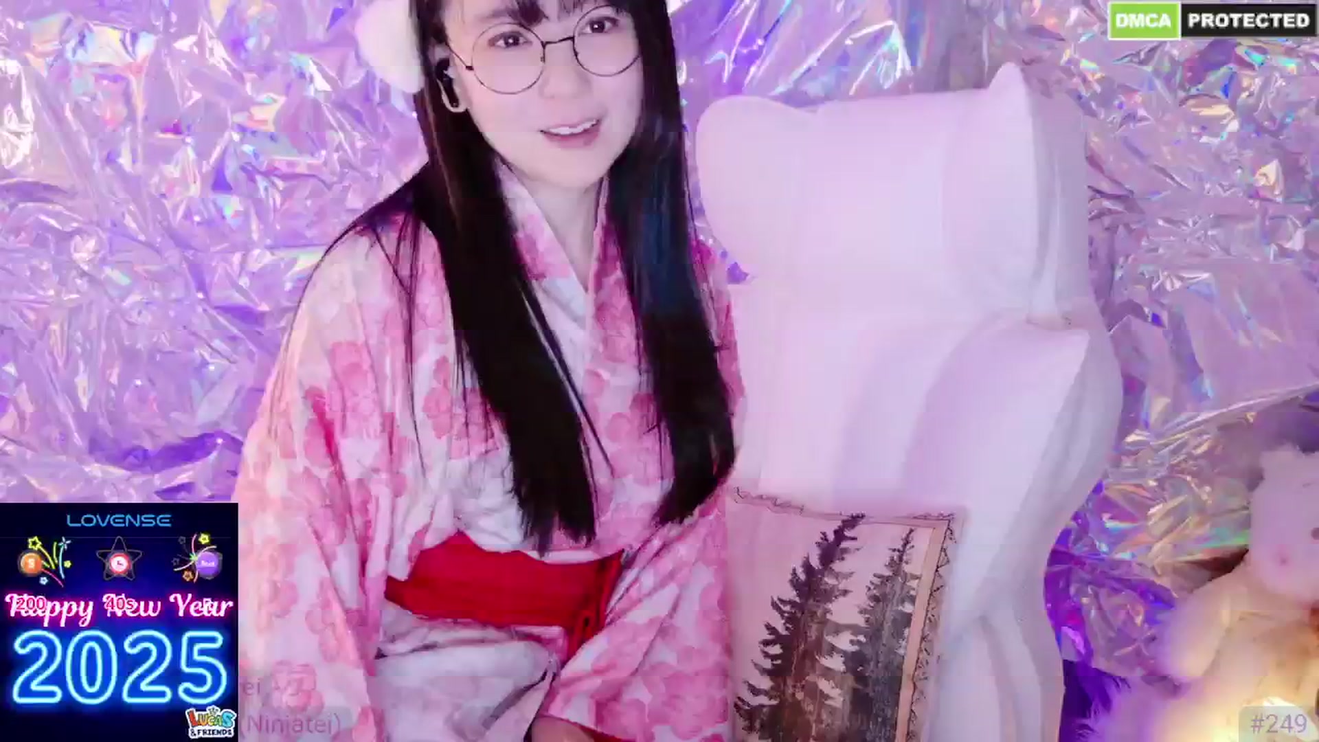 Gallery image thumbnail from meows's myfreecams stream on, 01/02/2025, 06:22 image 9 of 20
