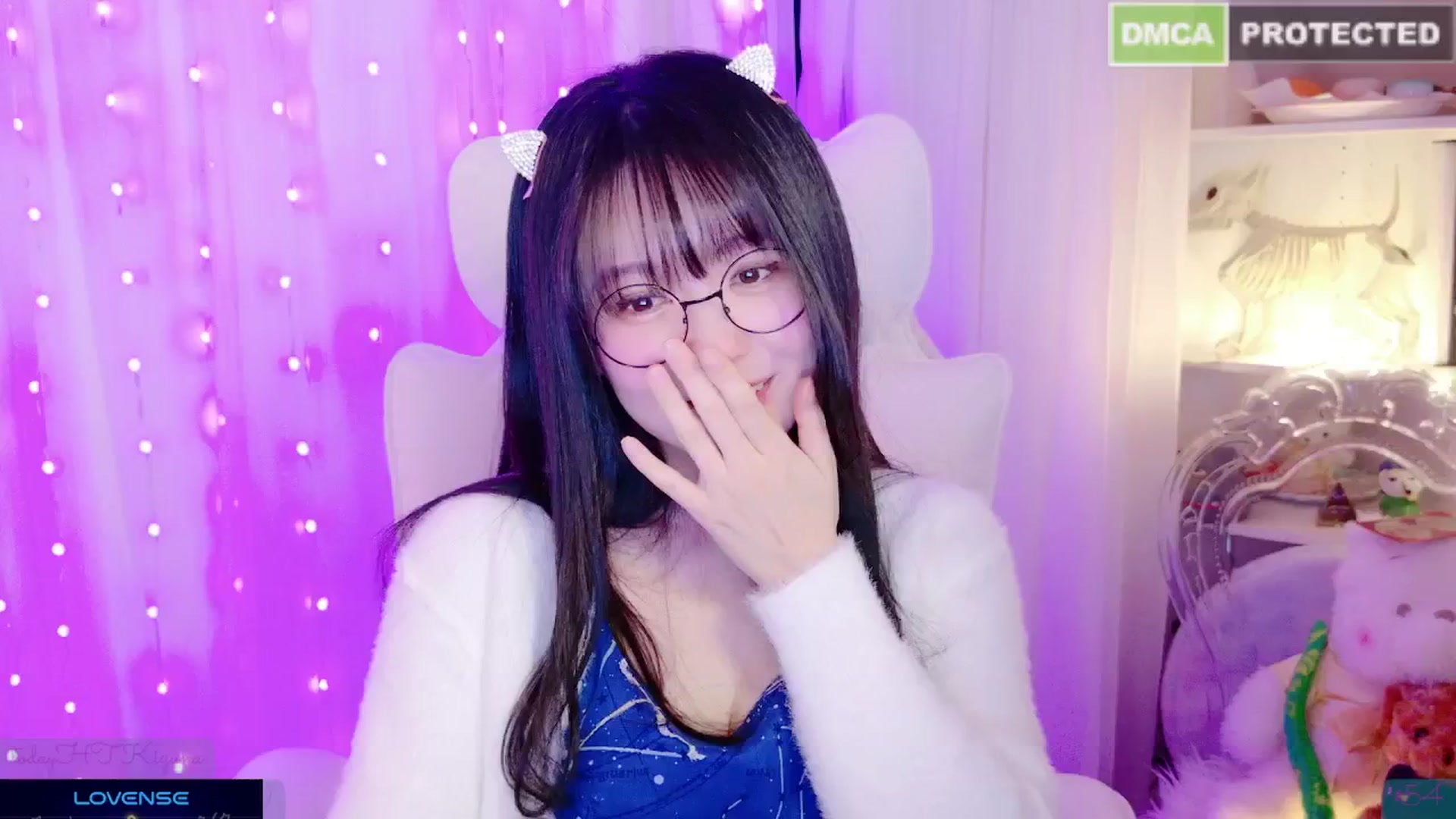 Gallery image thumbnail from meows's myfreecams stream on, 01/05/2025, 07:04 image 10 of 20