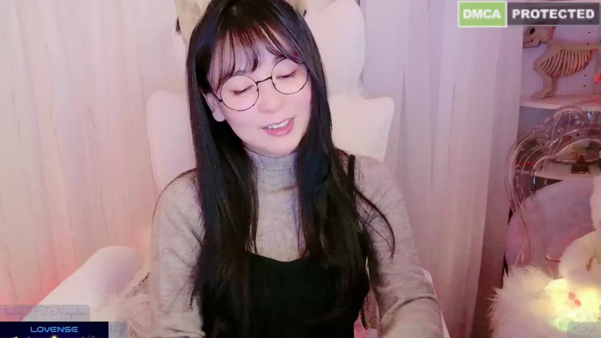Gallery image thumbnail from meows's myfreecams stream on, 01/11/2025, 07:00 image 9 of 20