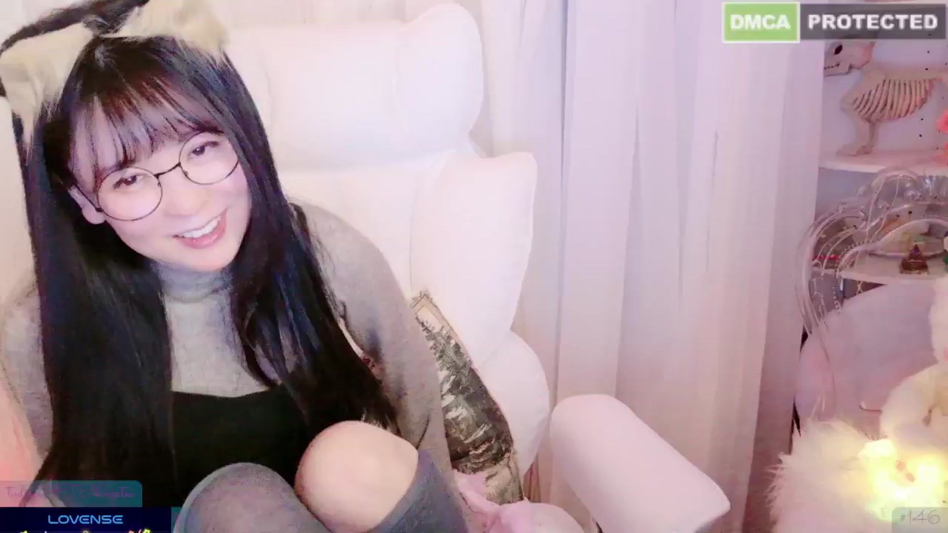 Gallery image thumbnail from meows's myfreecams stream on, 01/11/2025, 07:00 image 5 of 20