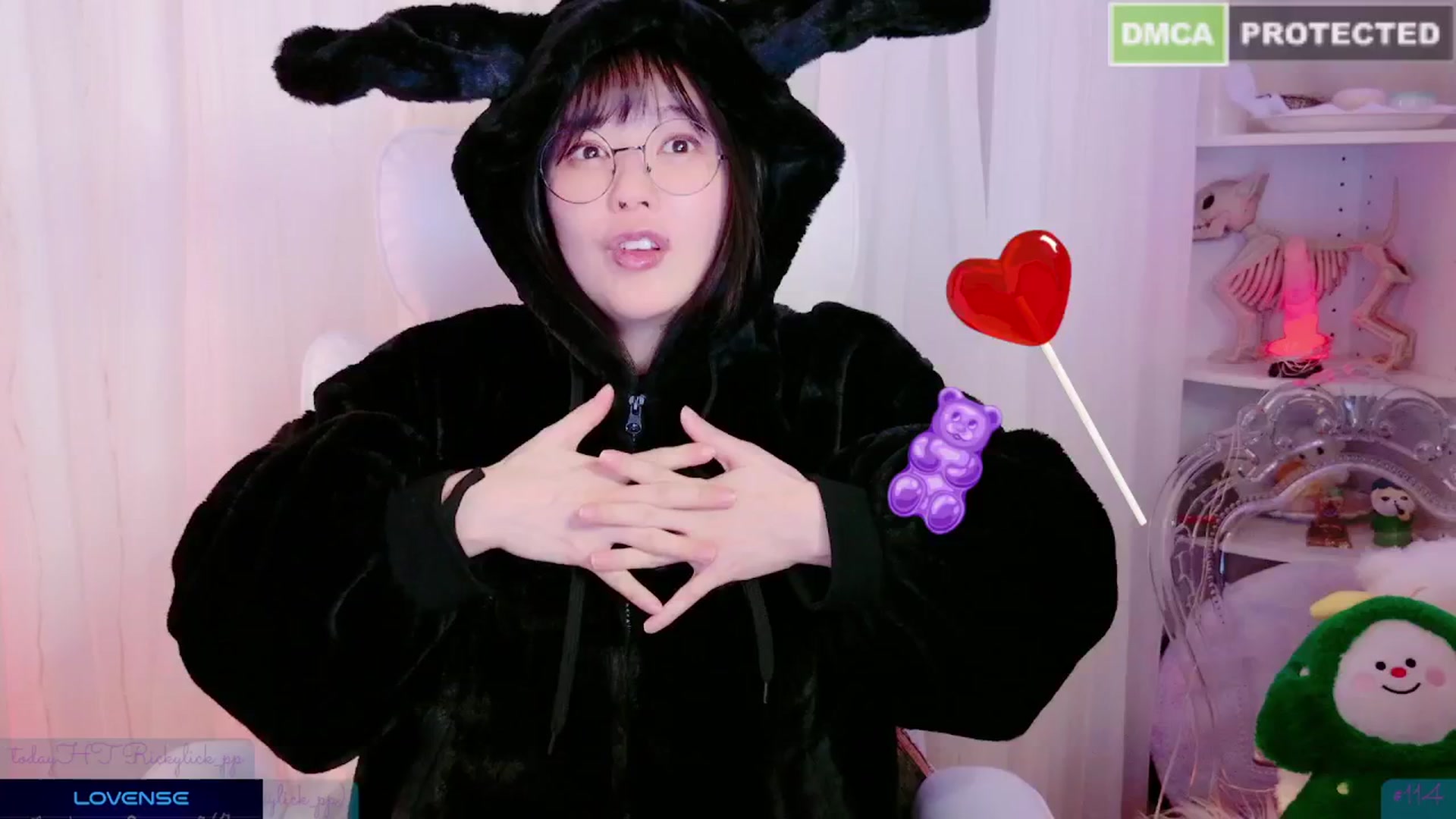 Gallery image thumbnail from meows's myfreecams stream on, 01/11/2025, 09:08 image 8 of 20