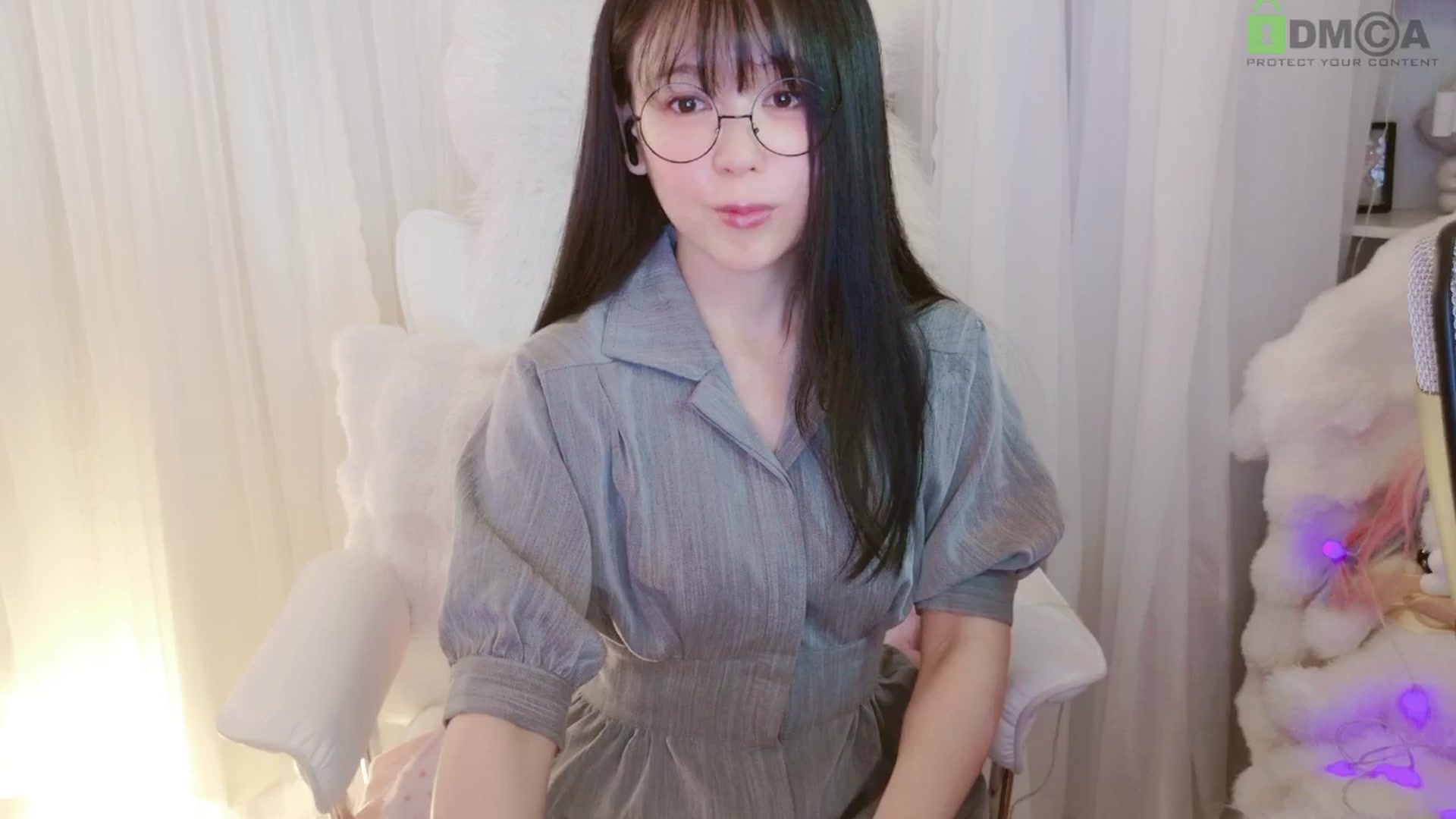 Gallery image thumbnail from meowtheworld's myfreecams stream on, 06/21/2025, 06:07 image 6 of 20