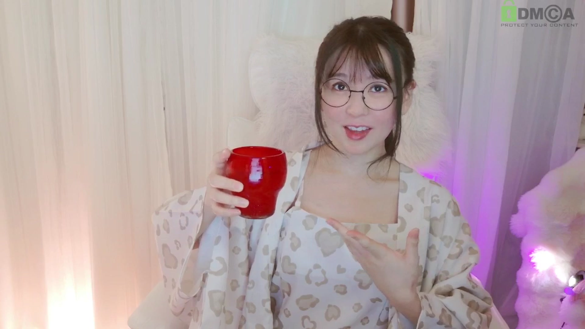 Gallery image thumbnail from meowtheworld's myfreecams stream on, 06/22/2025, 06:17 image 19 of 20