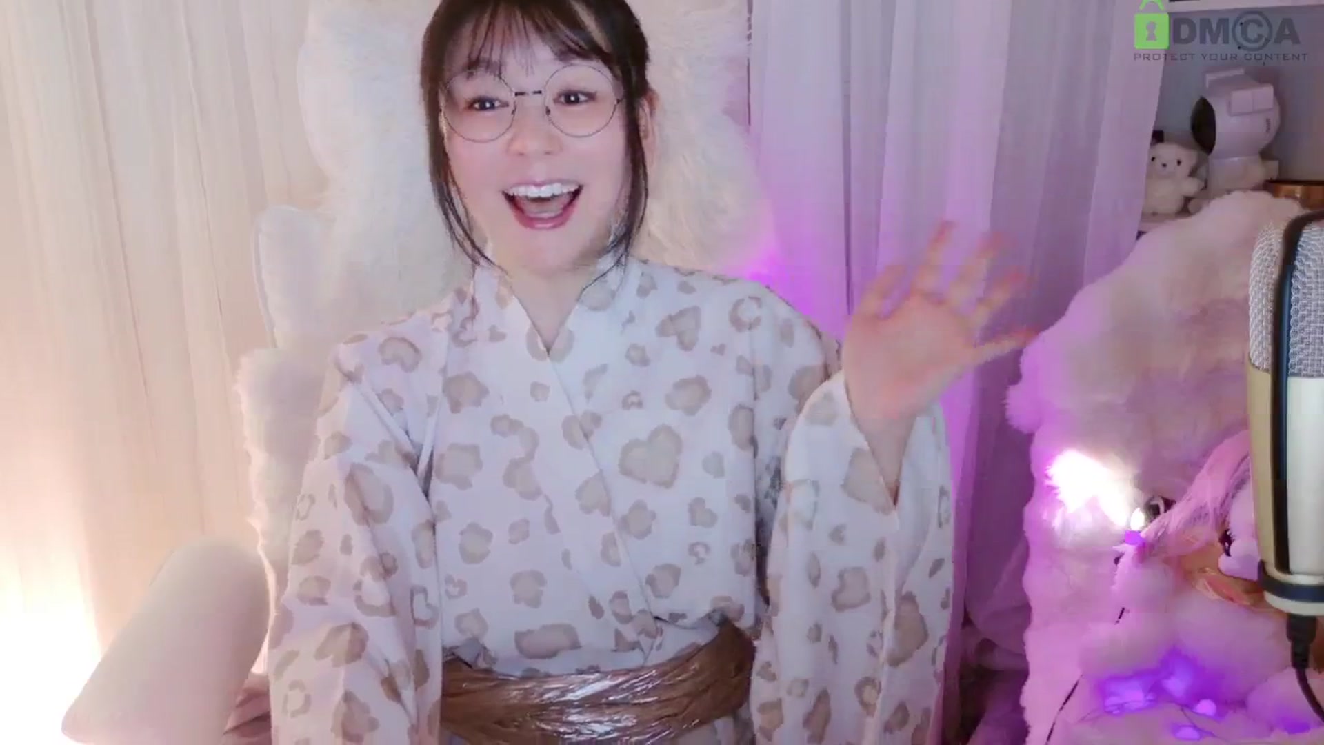 Gallery image thumbnail from meowtheworld's myfreecams stream on, 06/22/2025, 06:17 image 5 of 20