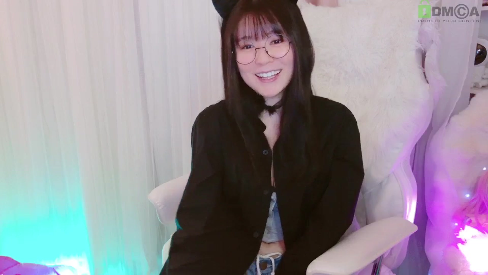 Gallery image thumbnail from meowtheworld's myfreecams stream on, 06/28/2025, 06:18 image 15 of 20