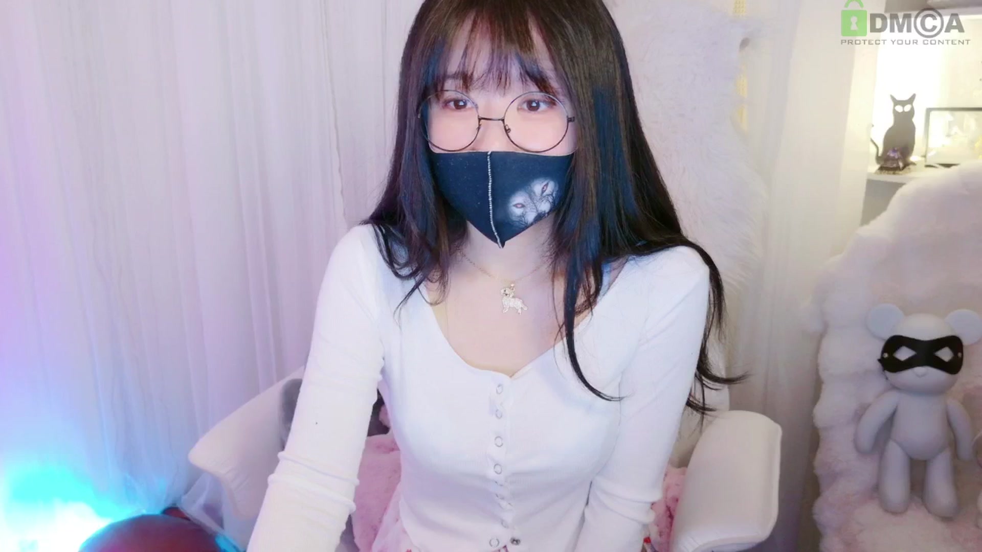 Gallery image thumbnail from meowtheworld's myfreecams stream on, 07/06/2025, 05:32 image 5 of 20