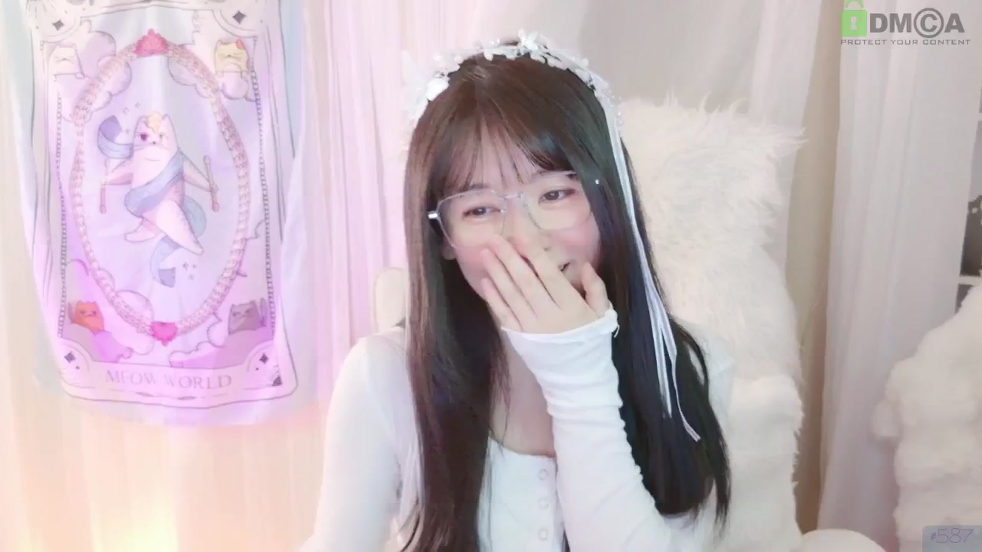 Gallery image thumbnail from meowtheworld's myfreecams stream on, 07/12/2025, 06:35 image 13 of 20