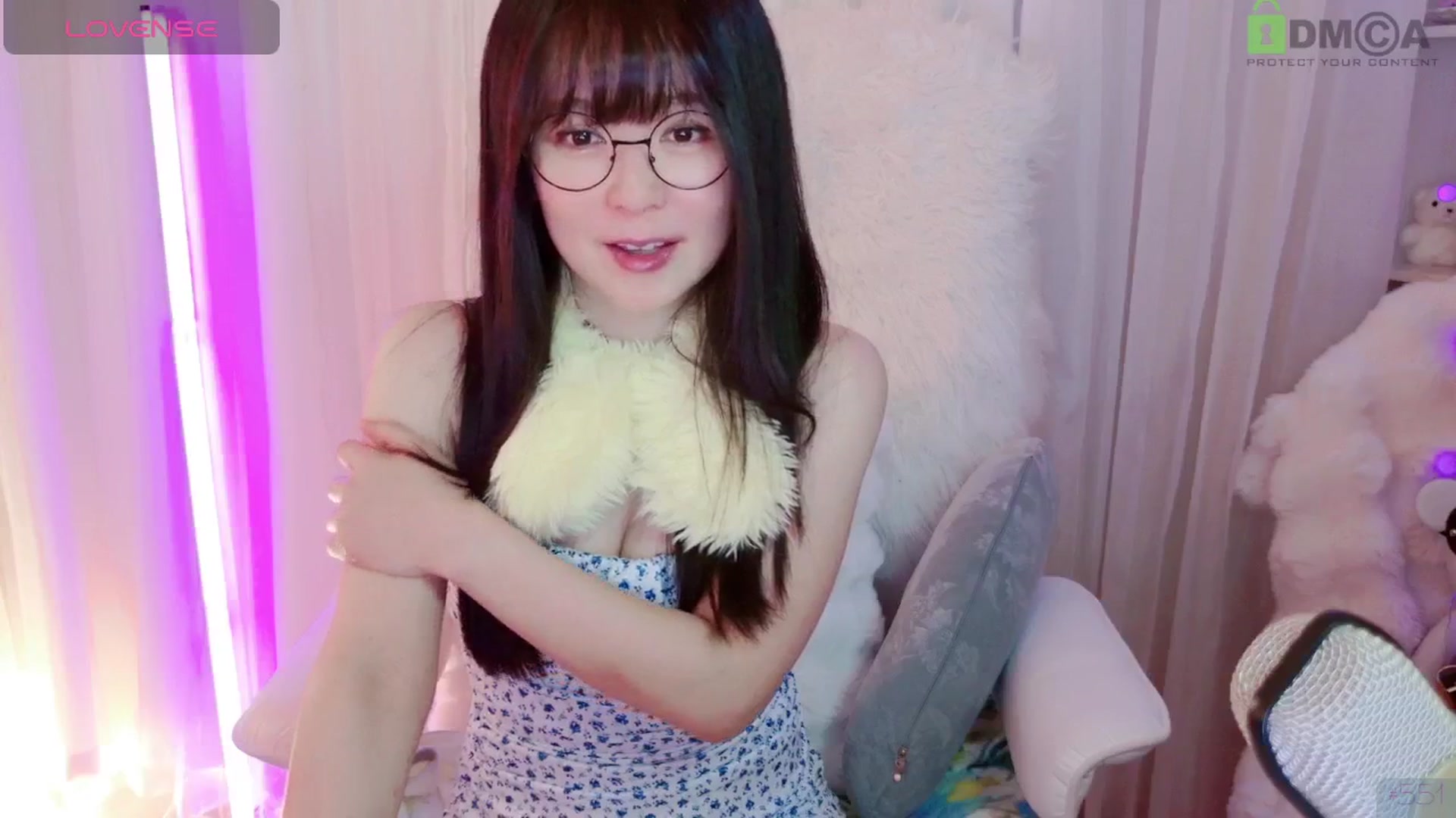 Gallery image thumbnail from meowtheworld's myfreecams stream on, 07/19/2025, 06:09 image 11 of 20