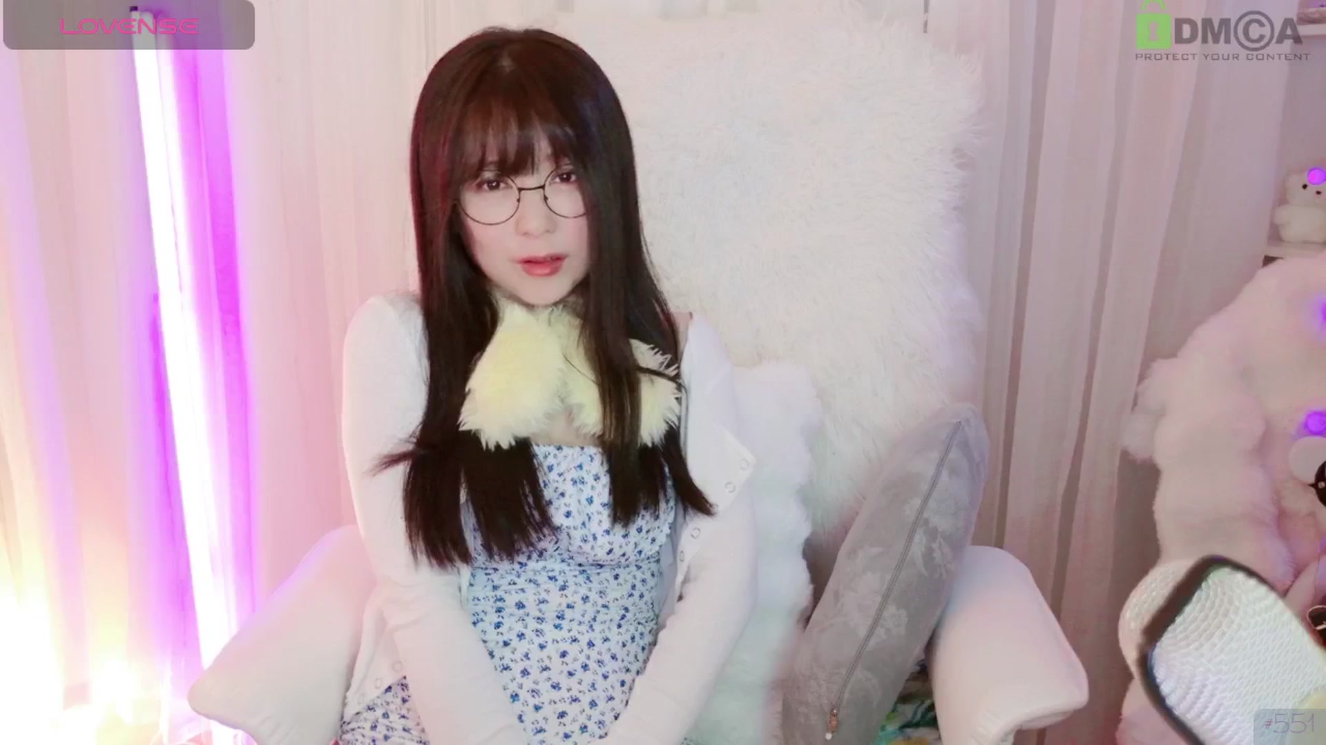 Gallery image thumbnail from meowtheworld's myfreecams stream on, 07/19/2025, 06:09 image 10 of 20