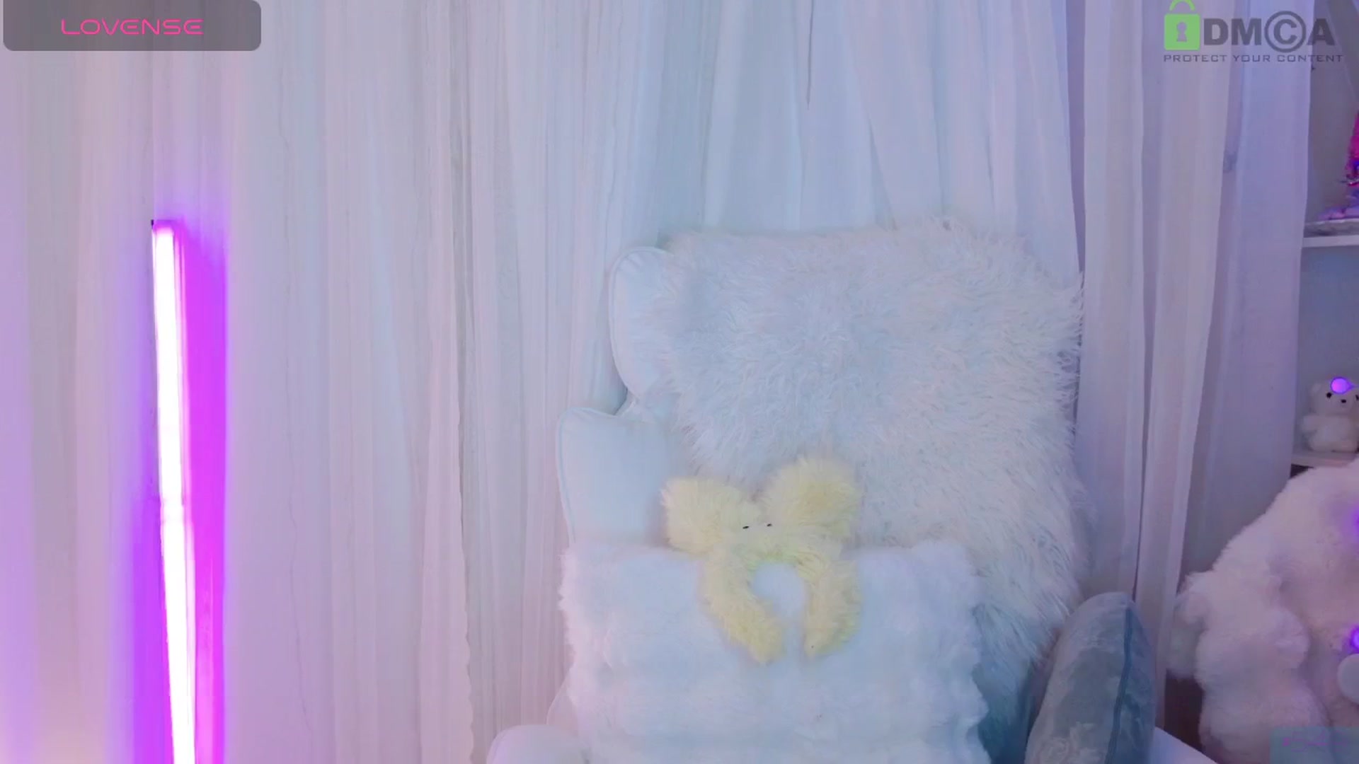 Gallery image thumbnail from meowtheworld's myfreecams stream on, 07/19/2025, 06:09 image 13 of 20
