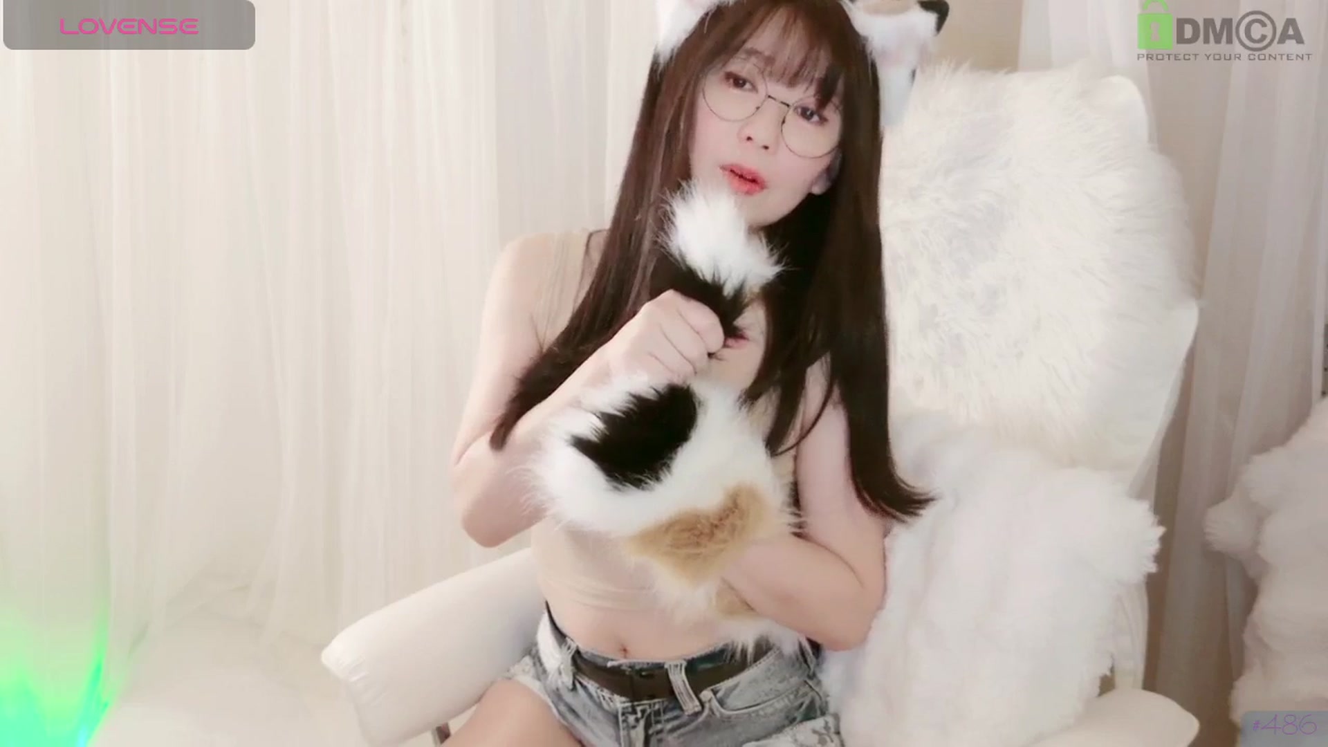 Gallery image thumbnail from meowtheworld's myfreecams stream on, 07/21/2025, 05:34 image 5 of 20