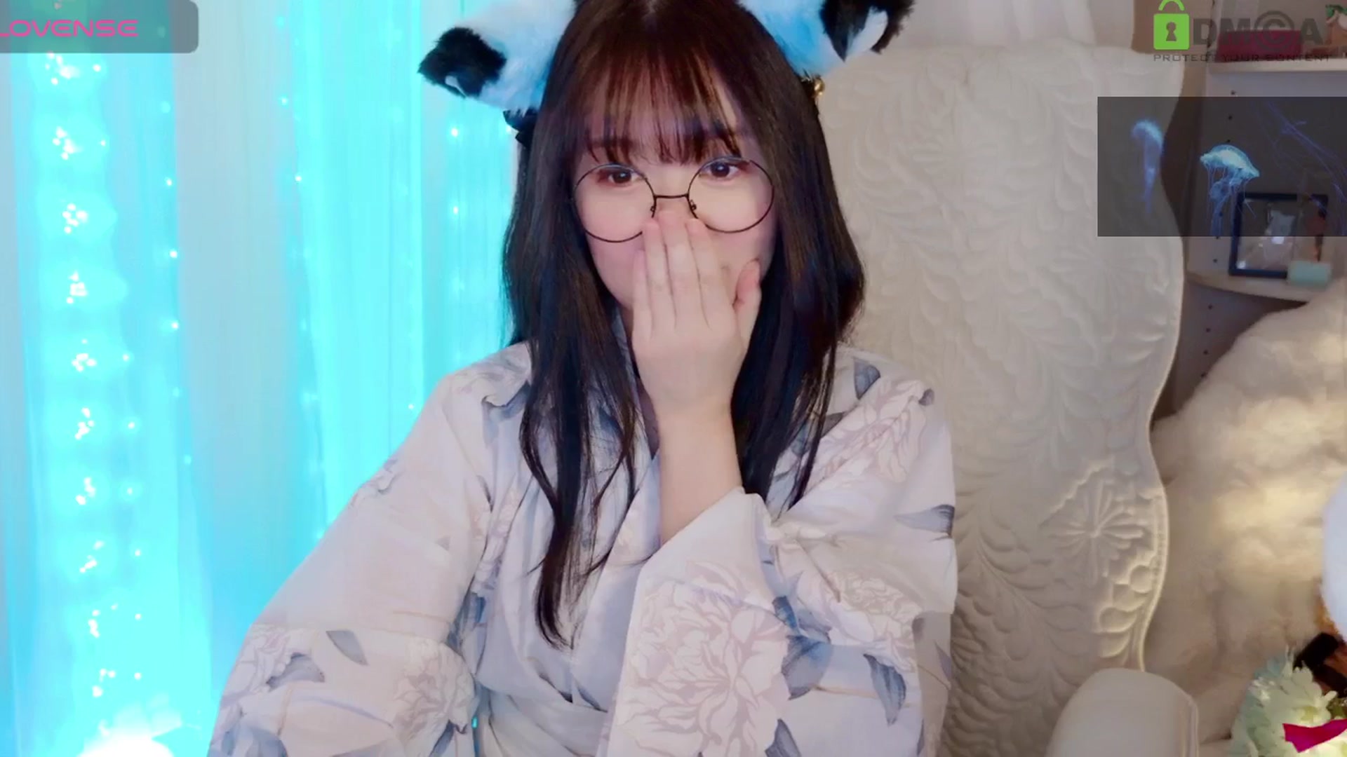 Gallery image thumbnail from meowtheworld's myfreecams stream on, 07/26/2025, 08:36 image 18 of 20