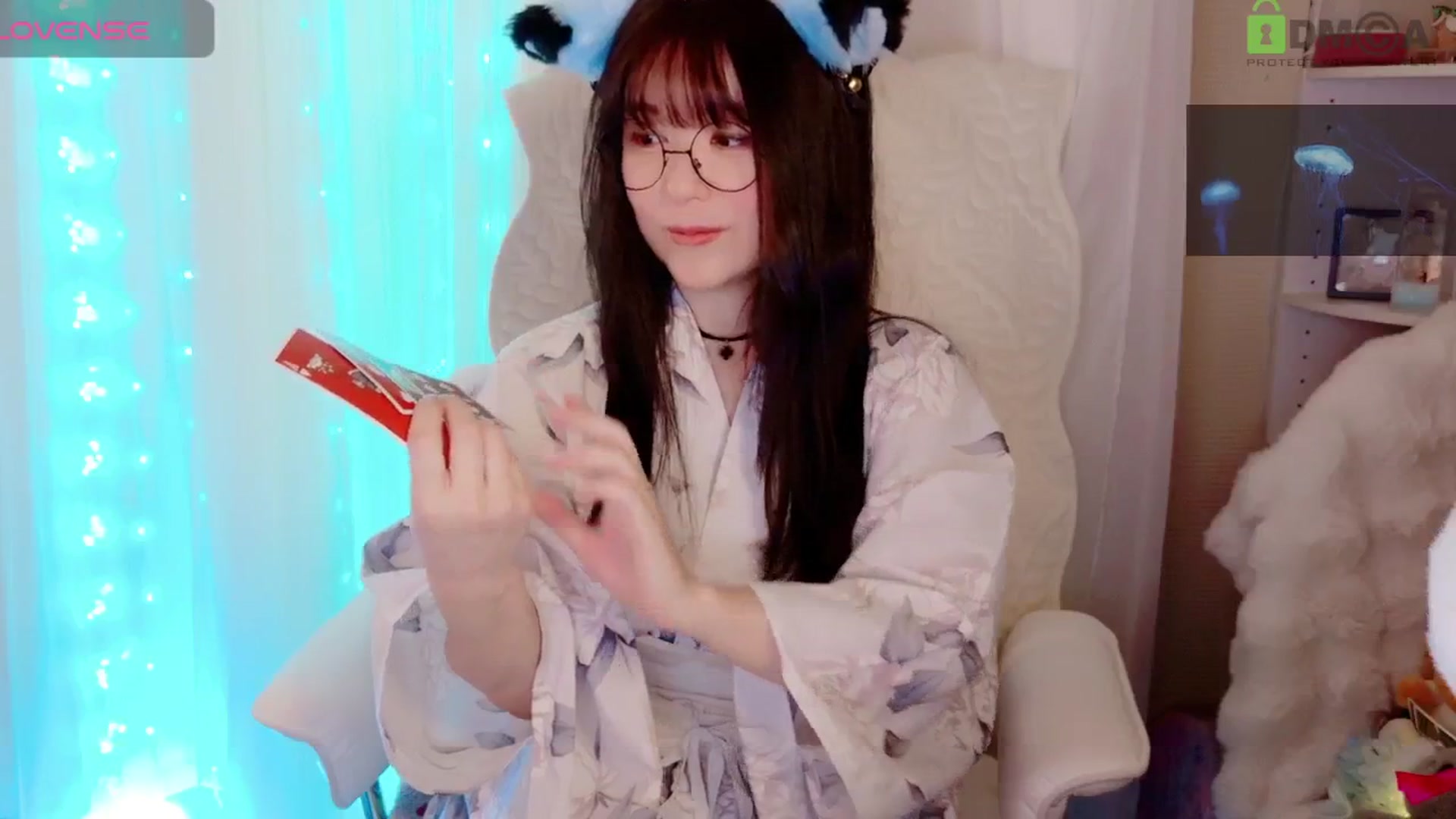 Gallery image thumbnail from meowtheworld's myfreecams stream on, 07/26/2025, 08:36 image 11 of 20