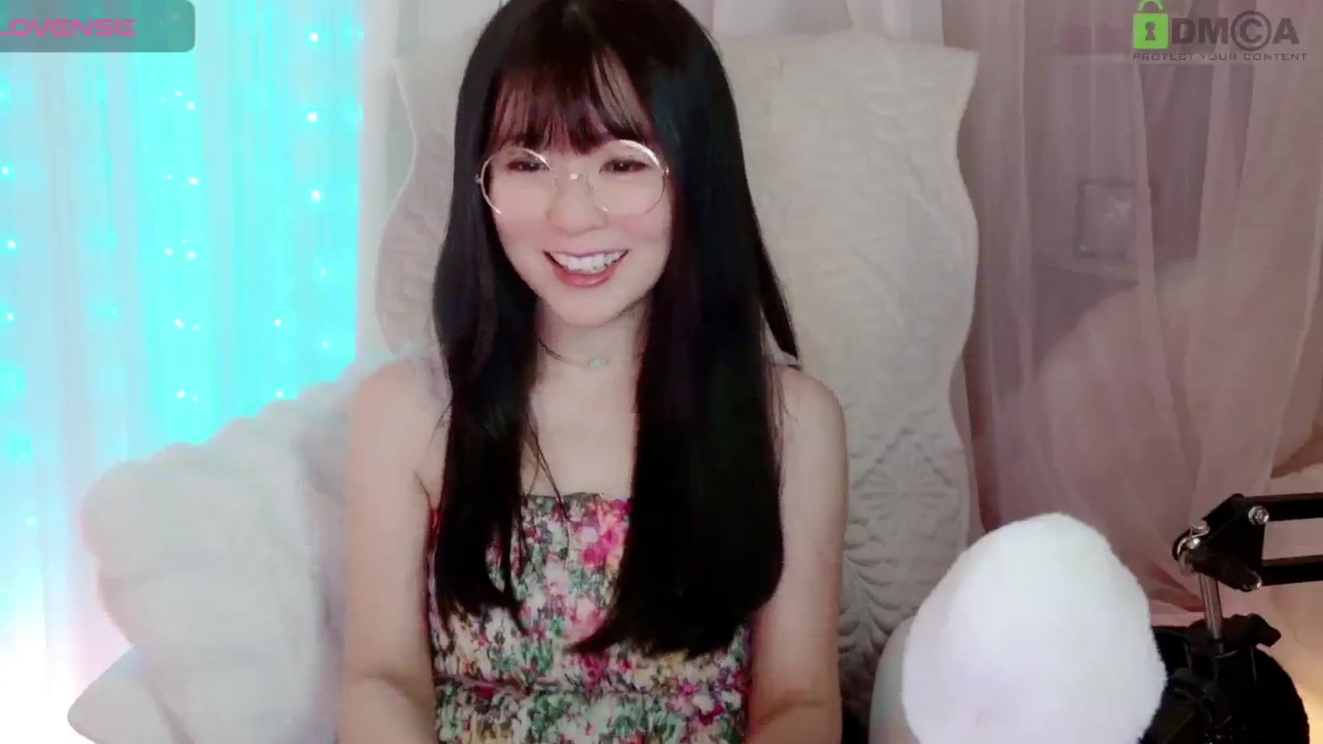Gallery image thumbnail from meowtheworld's myfreecams stream on, 07/27/2025, 08:25 image 17 of 20