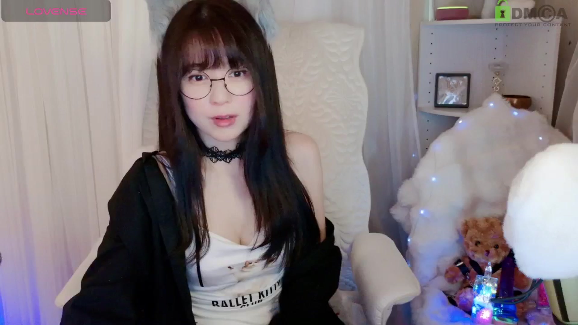 Gallery image thumbnail from meowtheworld's myfreecams stream on, 08/02/2025, 06:51 image 8 of 20
