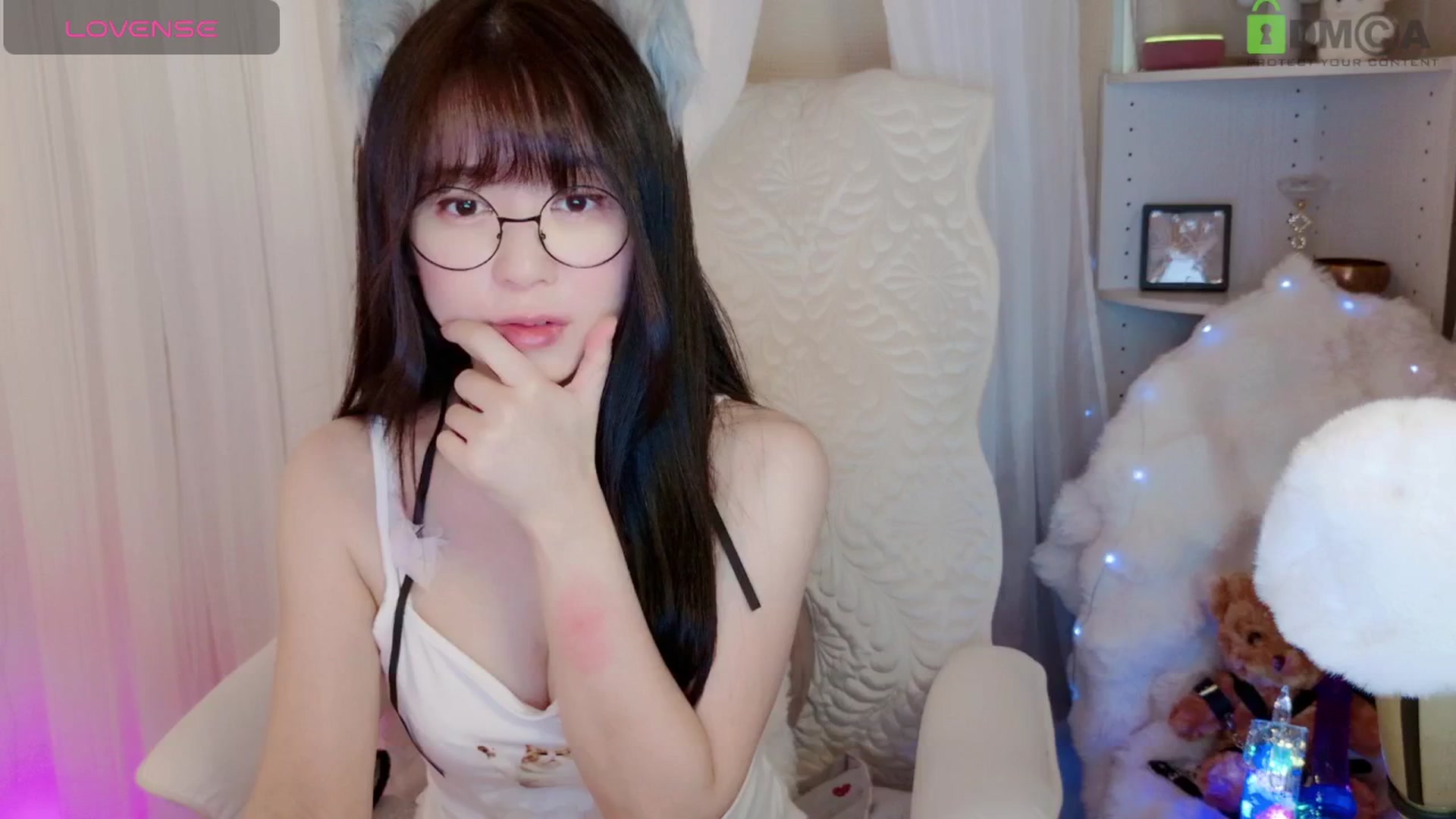 Gallery image thumbnail from meowtheworld's myfreecams stream on, 08/02/2025, 06:51 image 14 of 20