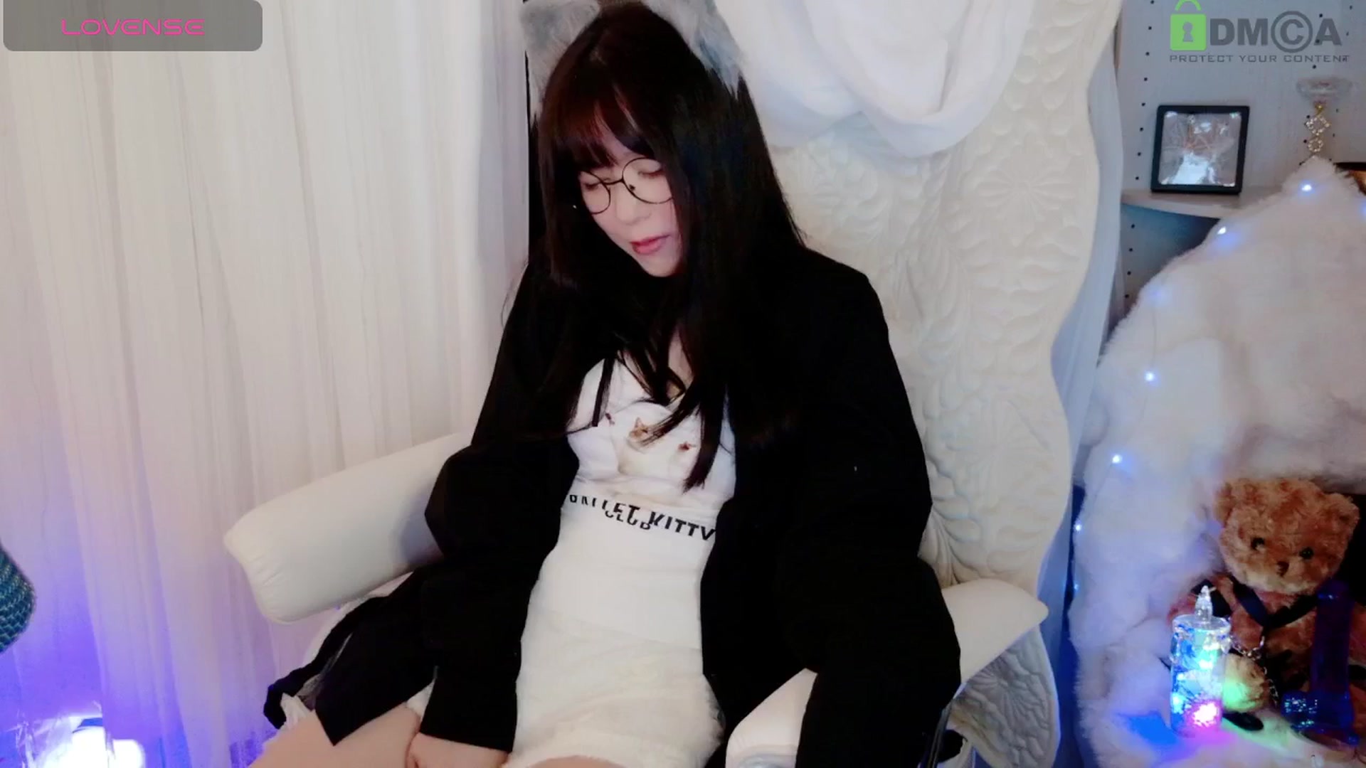 Gallery image thumbnail from meowtheworld's myfreecams stream on, 08/02/2025, 06:51 image 5 of 20